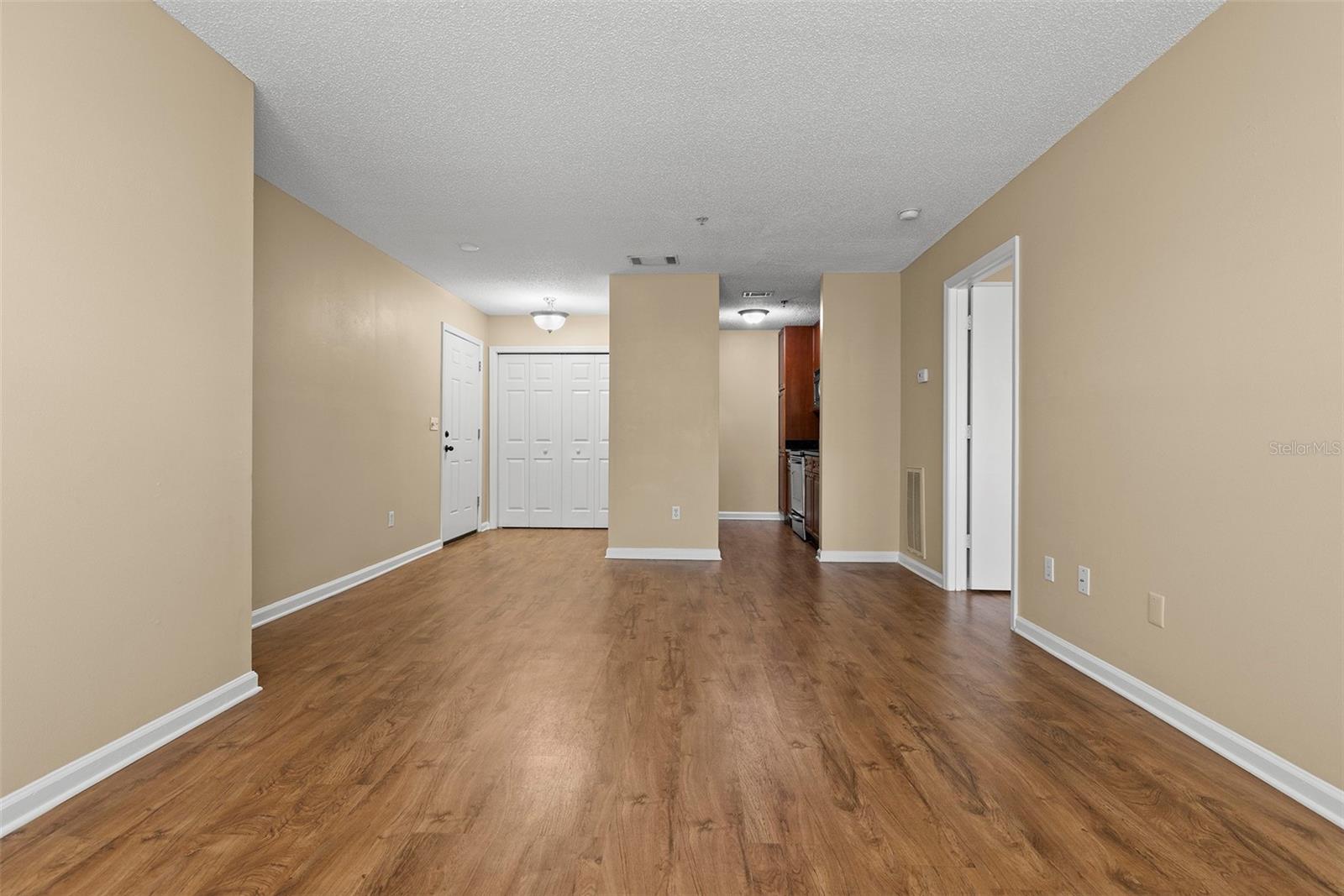BAYPOINTE PRESERVE CONDO - Residential Lease