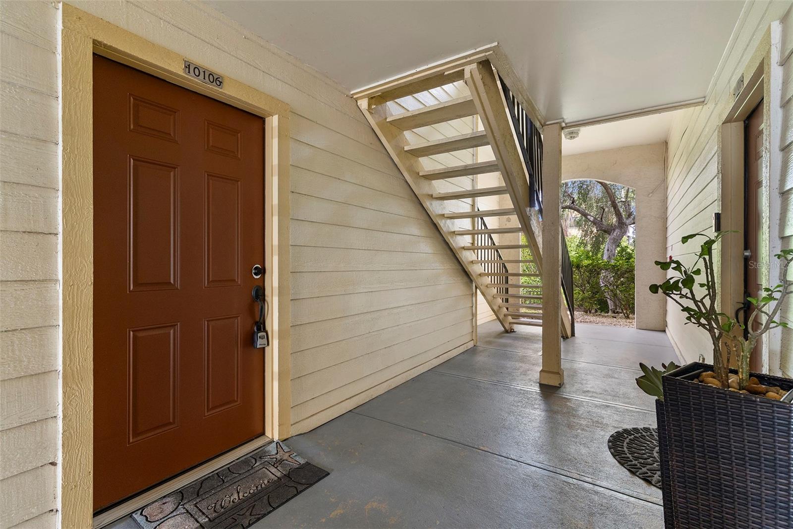 BAYPOINTE PRESERVE CONDO - Residential Lease