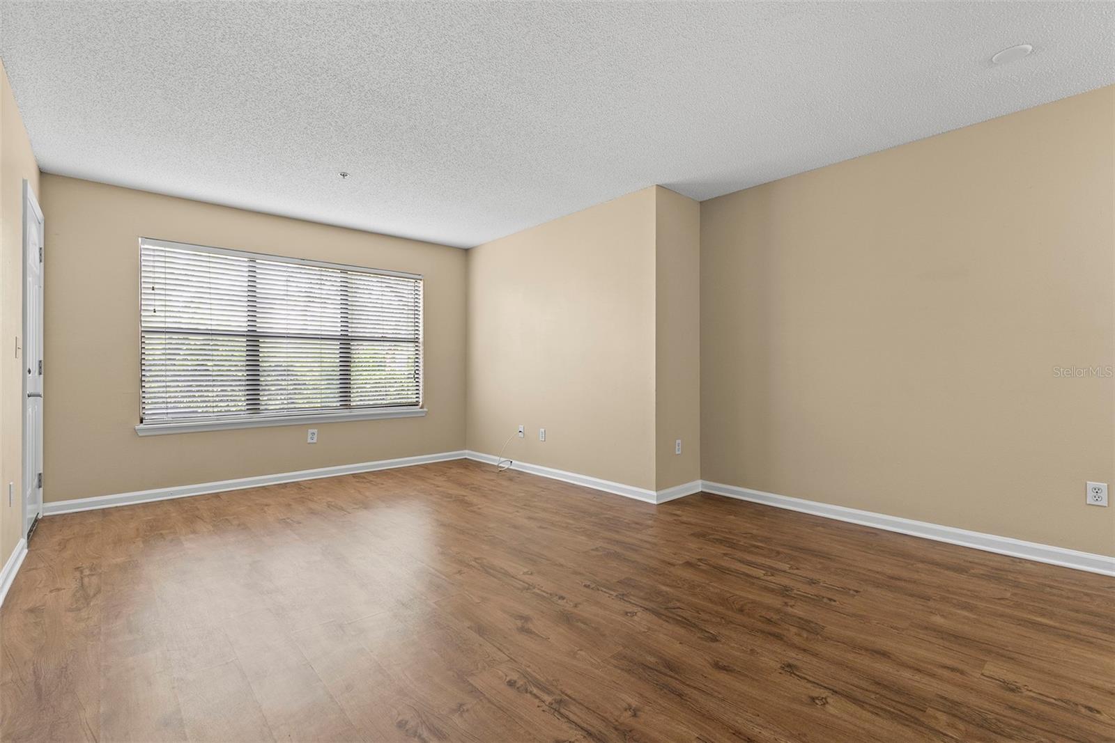 BAYPOINTE PRESERVE CONDO - Residential Lease