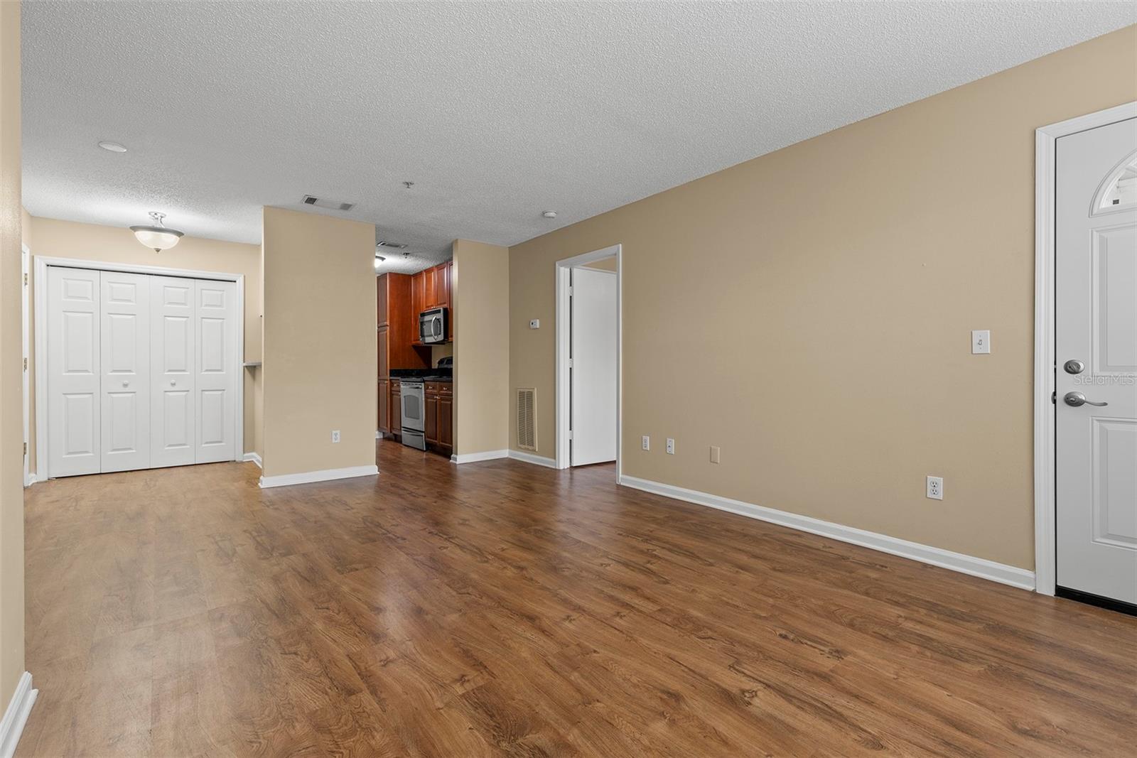 BAYPOINTE PRESERVE CONDO - Residential Lease