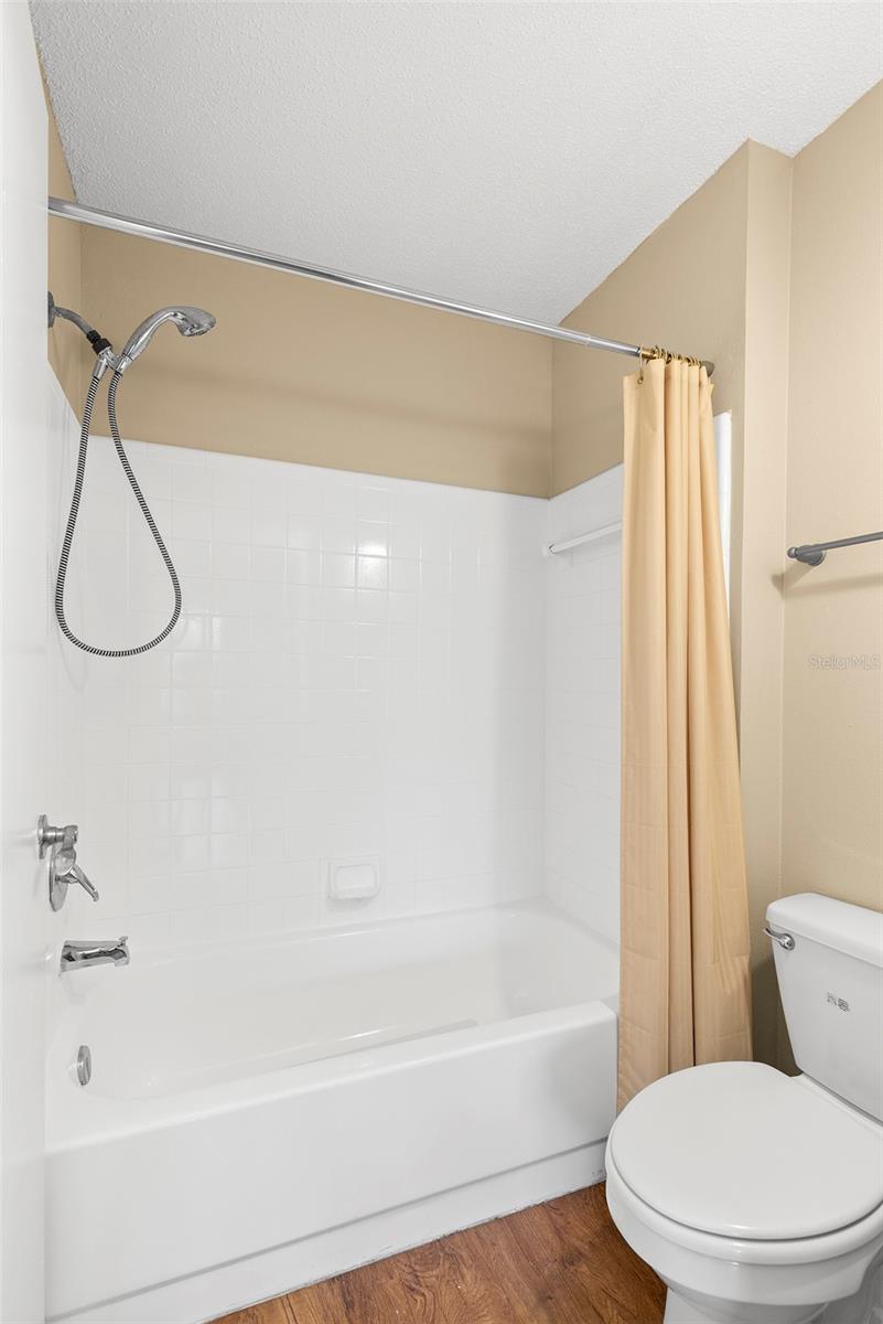 BAYPOINTE PRESERVE CONDO - Residential Lease