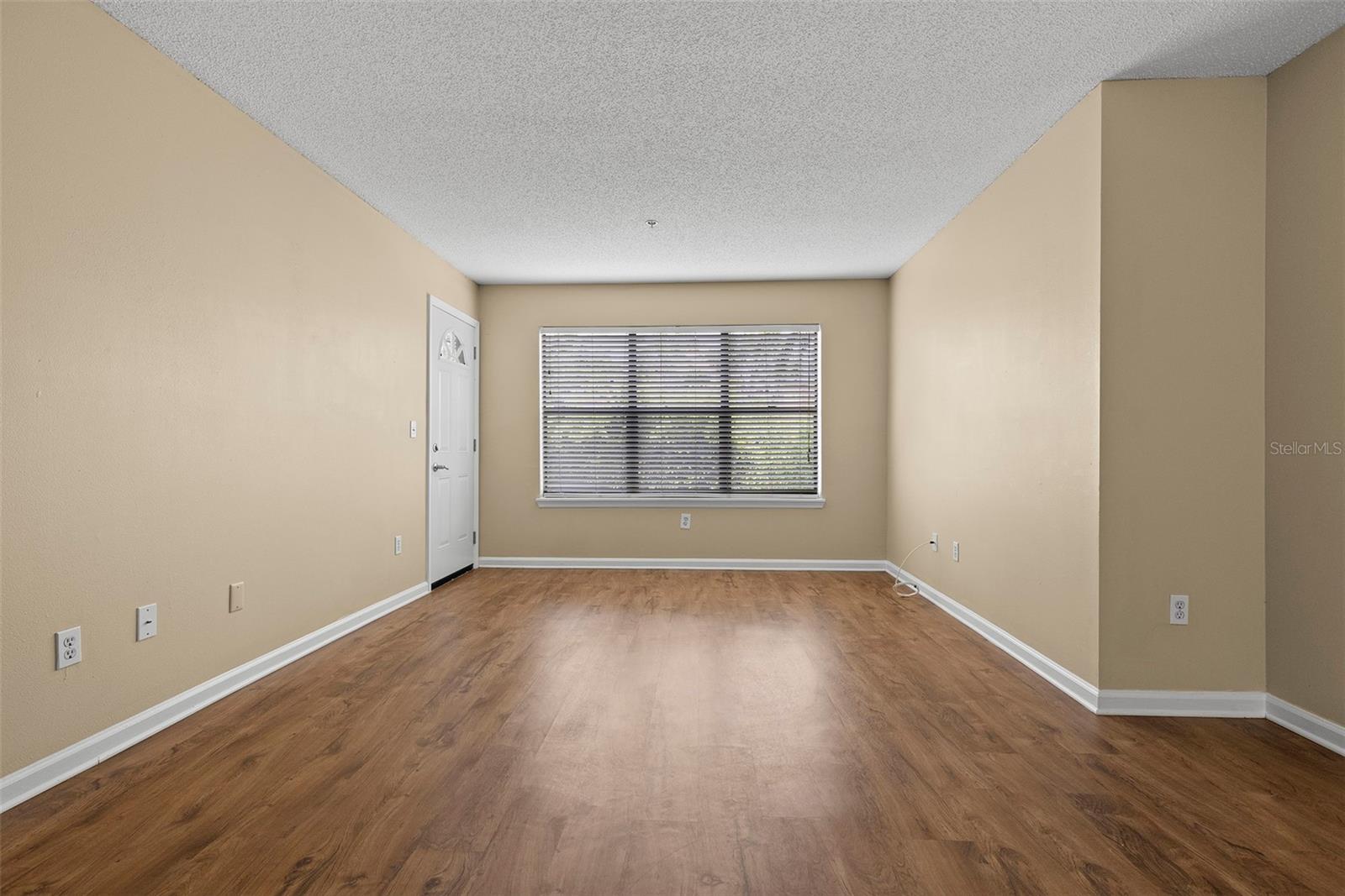 BAYPOINTE PRESERVE CONDO - Residential Lease