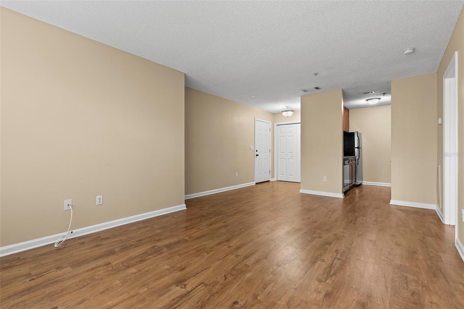 BAYPOINTE PRESERVE CONDO - Residential Lease