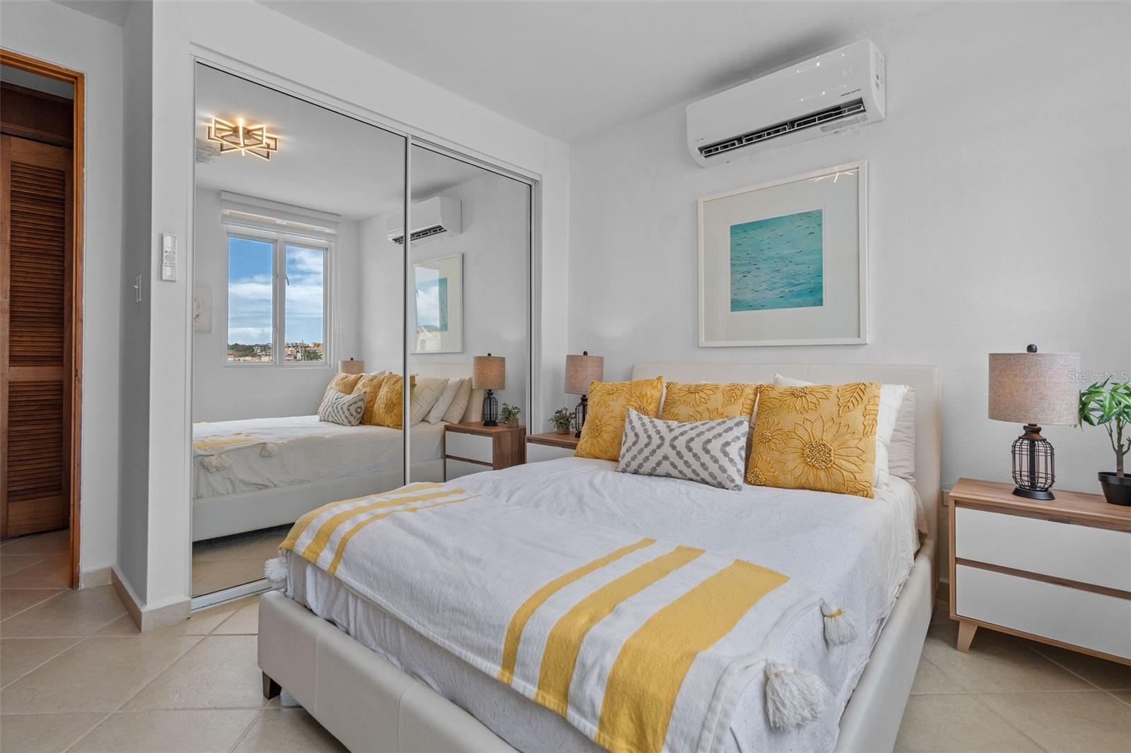 PLAZA DEL PUERTO - Residential