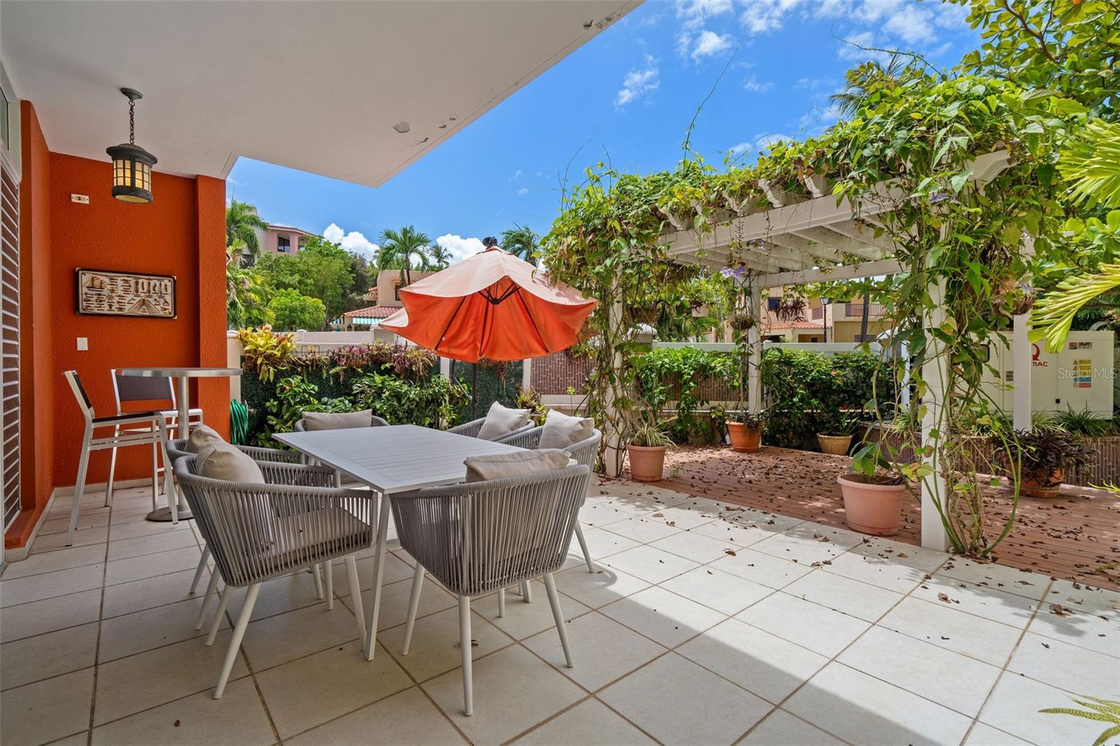 PLAZA DEL PUERTO - Residential