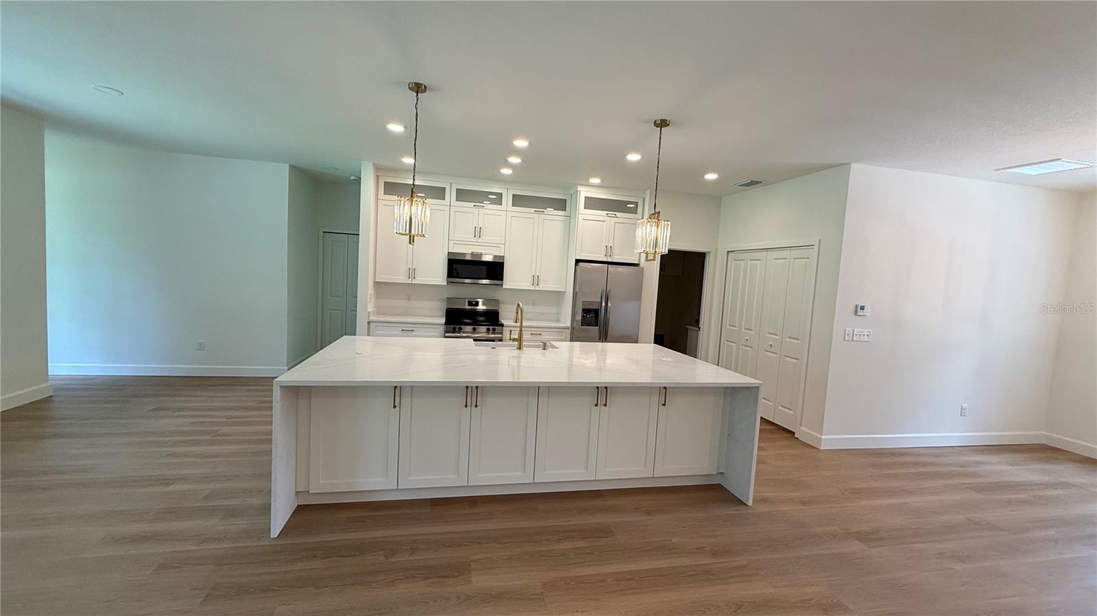 RIDGE MANOR STATES UN-2 - Residential