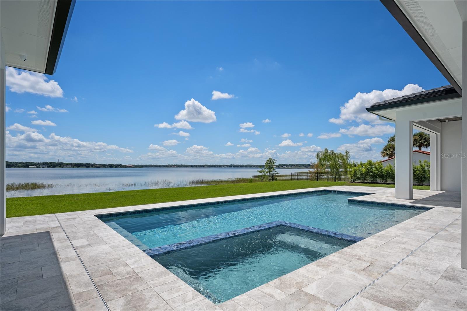 BAYSHORE ESTATES - Residential