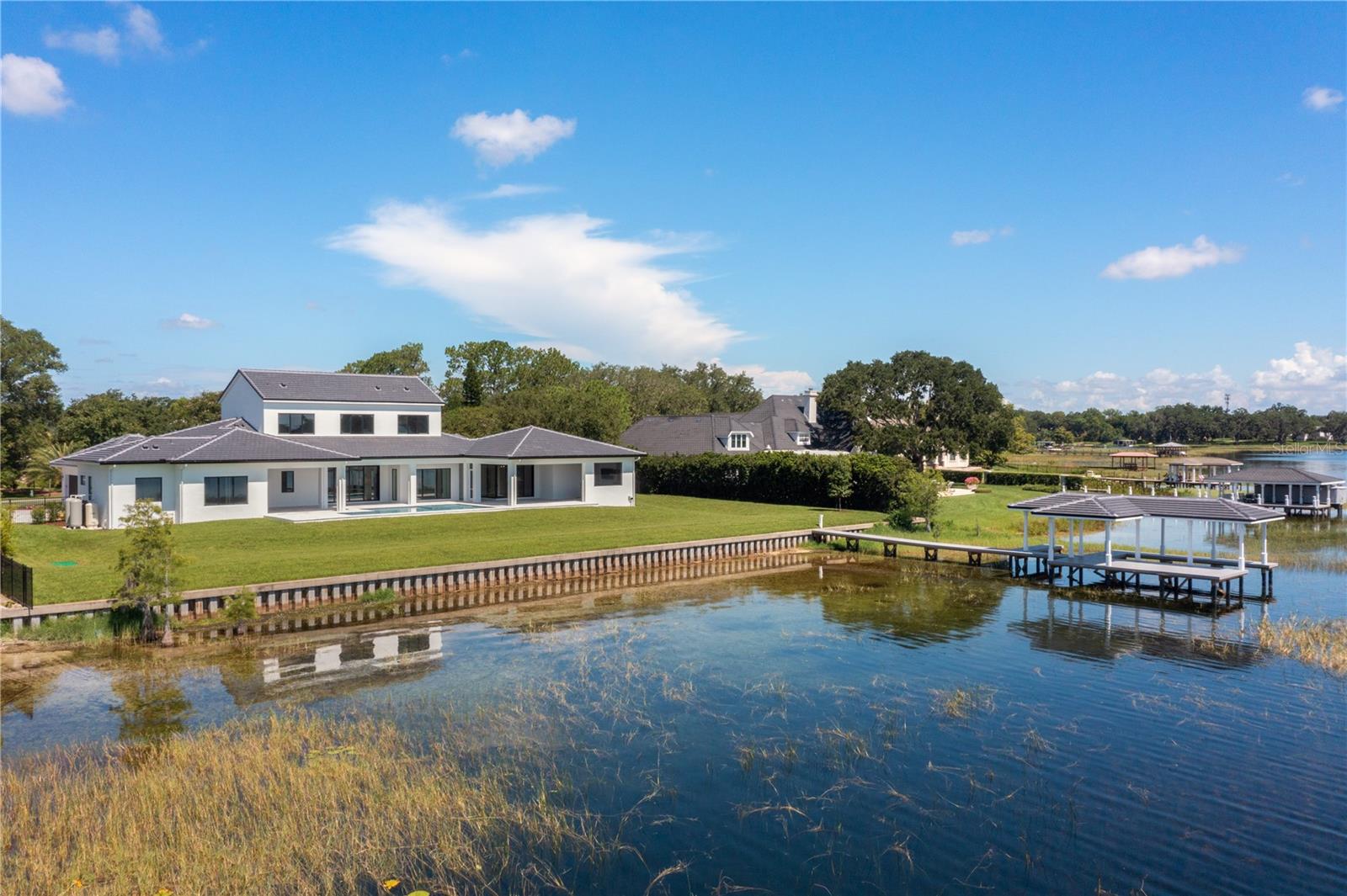 BAYSHORE ESTATES - Residential