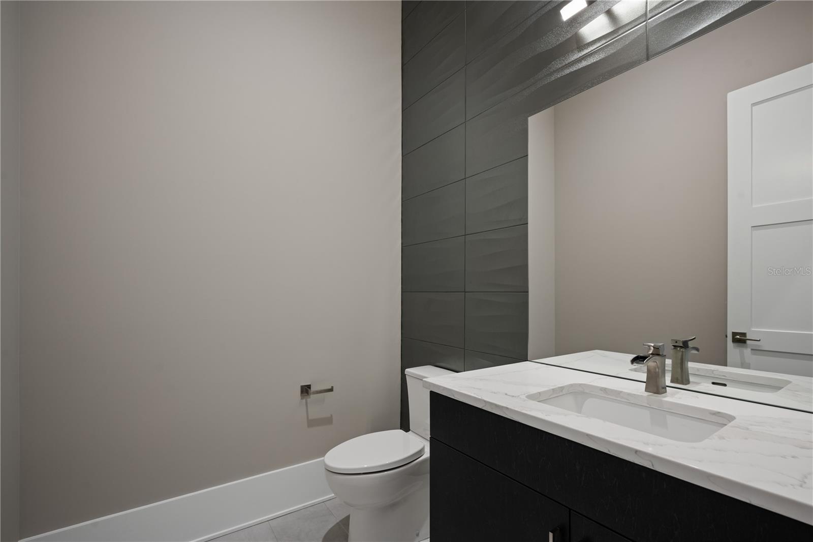 BAYSHORE ESTATES - Residential