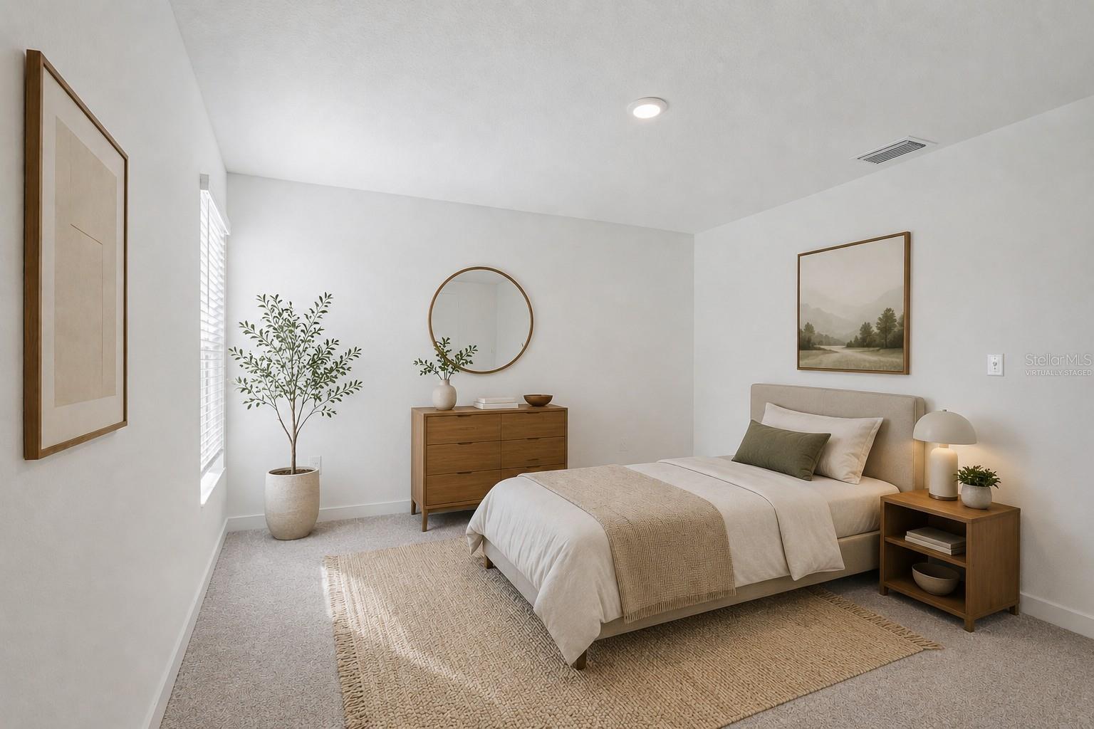 ROYAL HIGHLANDS - Residential