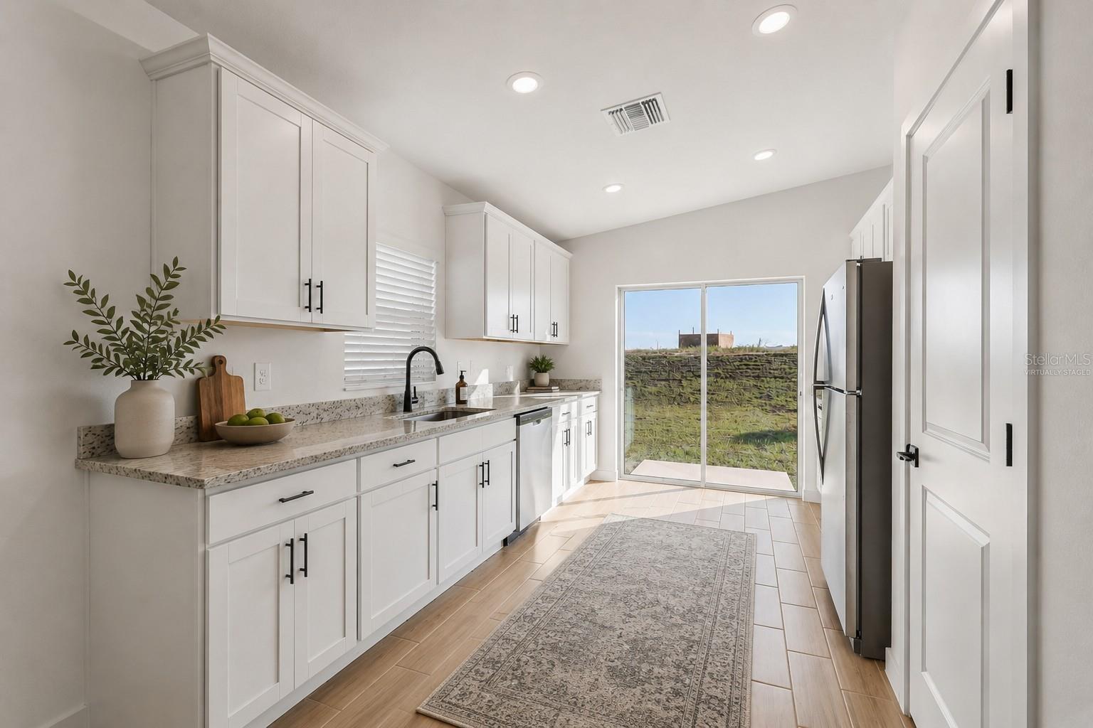 ROYAL HIGHLANDS - Residential