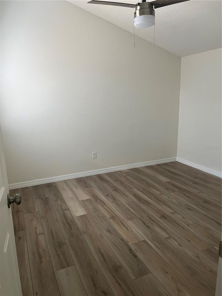 SHADOW BAY SPGS - Residential Lease