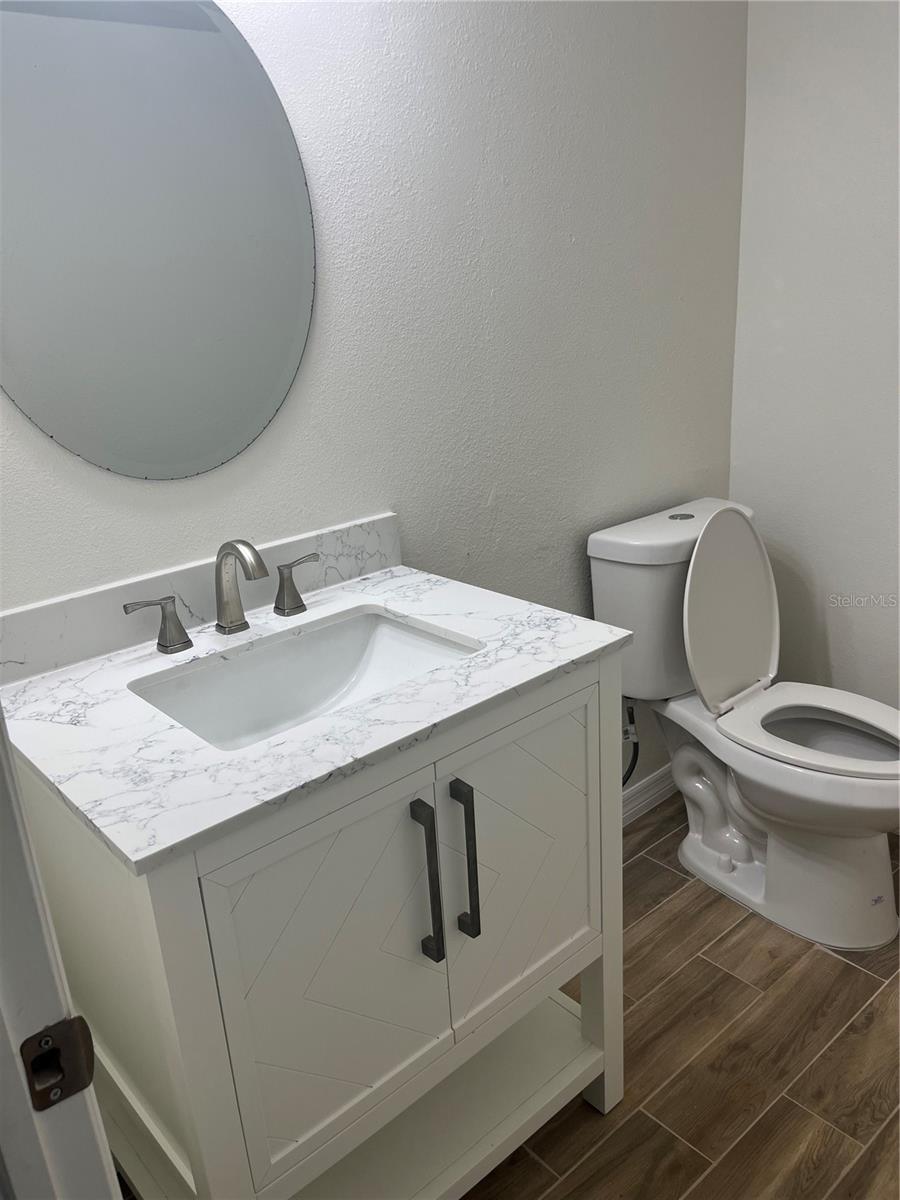 SHADOW BAY SPGS - Residential Lease