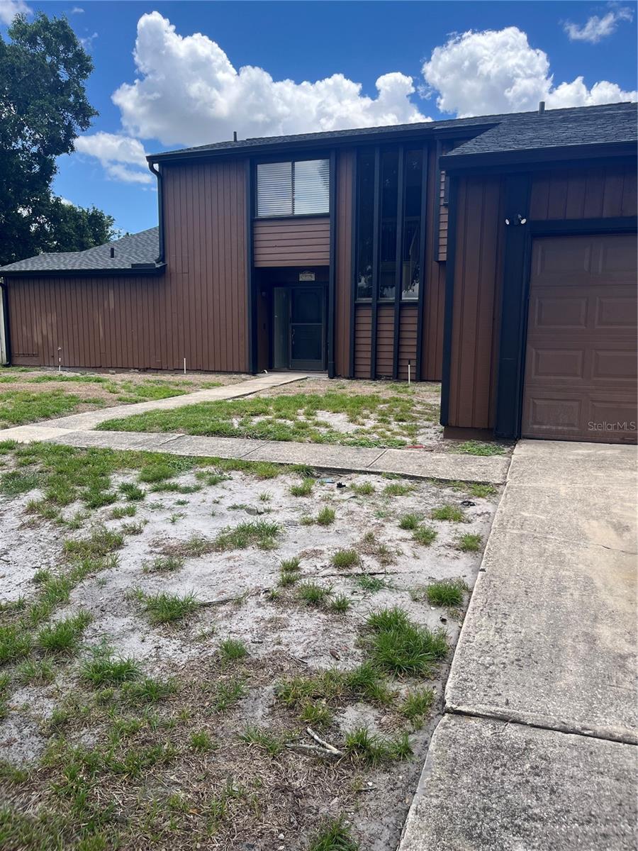 SHADOW BAY SPGS - Residential Lease