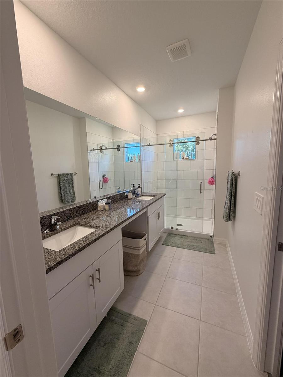 CROSS CRK PRCL B - Residential