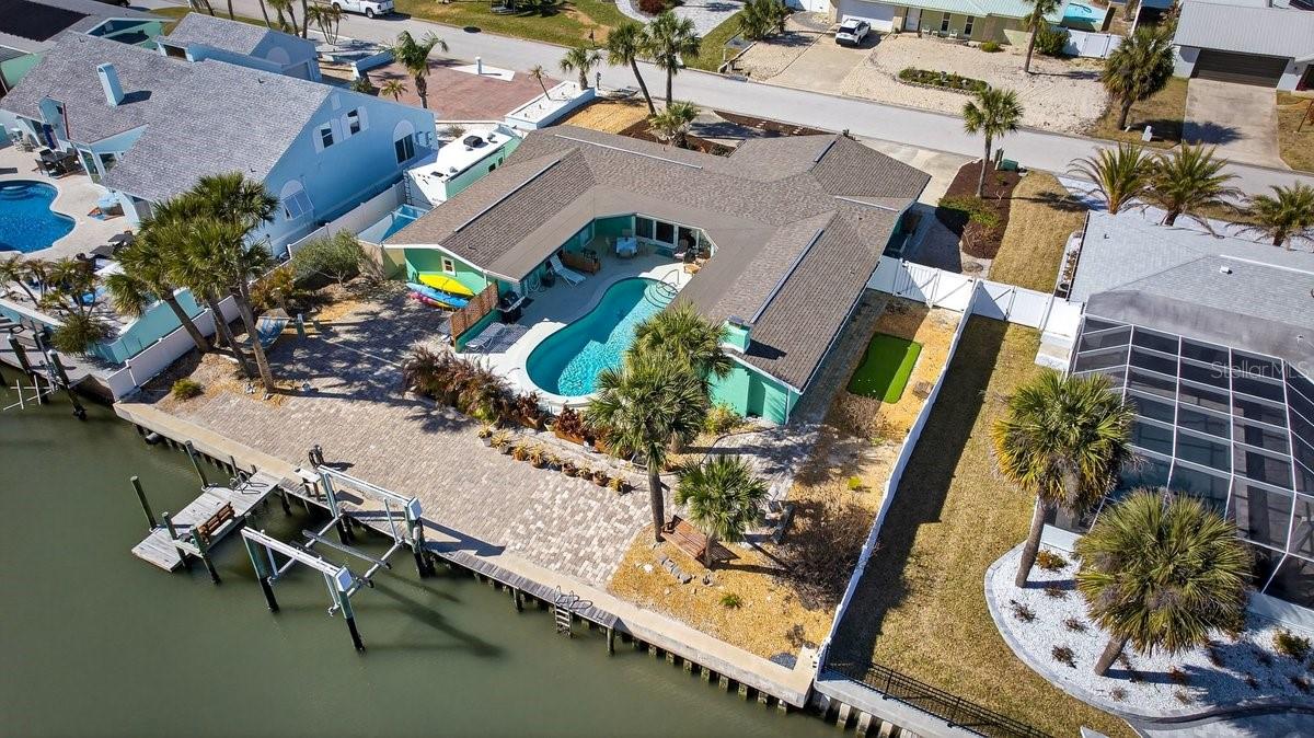 EMERALD ISLE UNIT 01 - Residential
