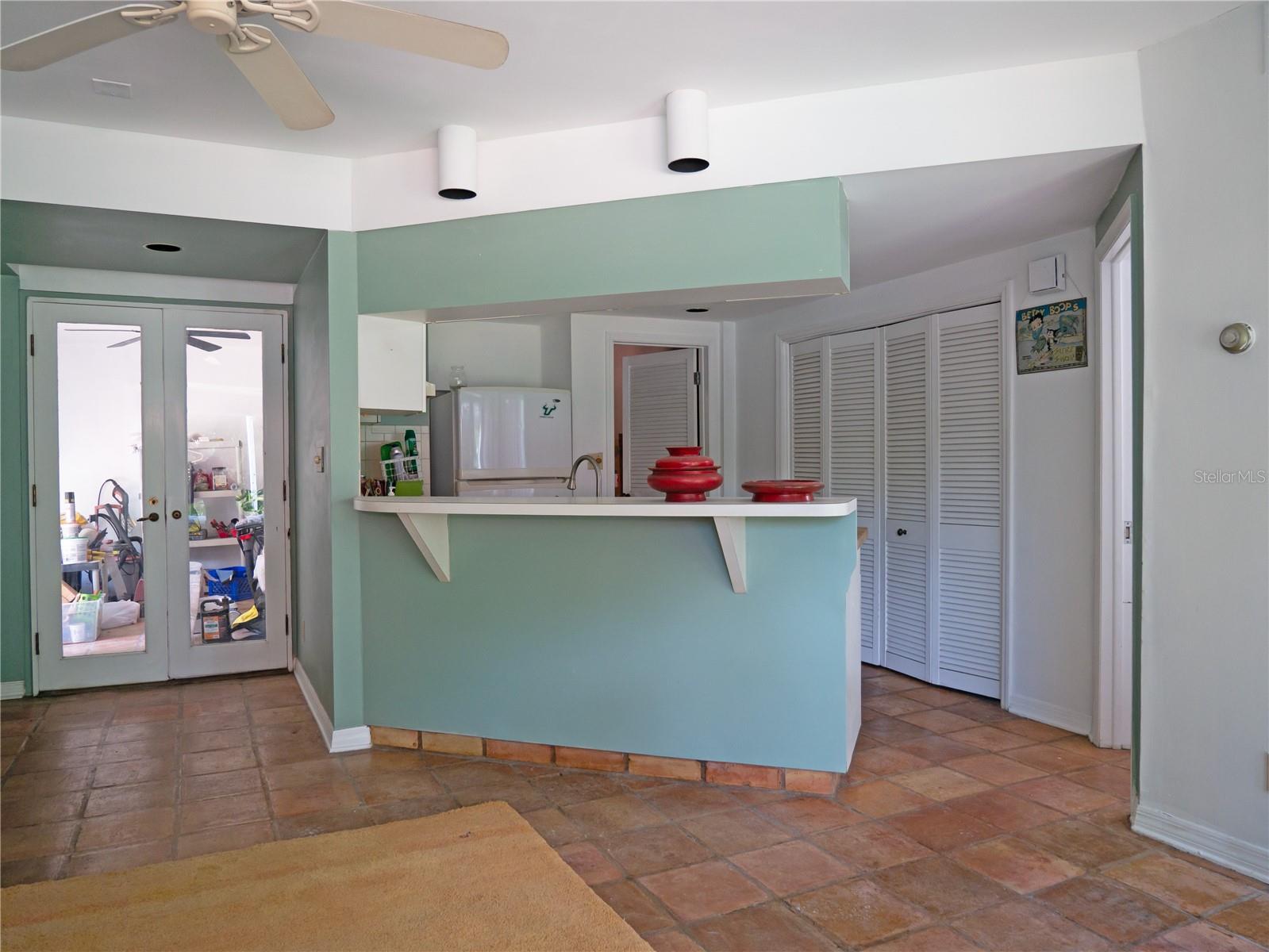 BELLEAIR ESTATES - Residential