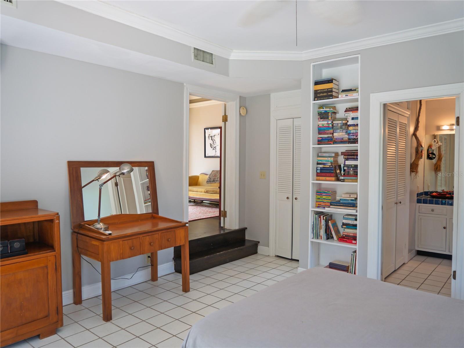 BELLEAIR ESTATES - Residential