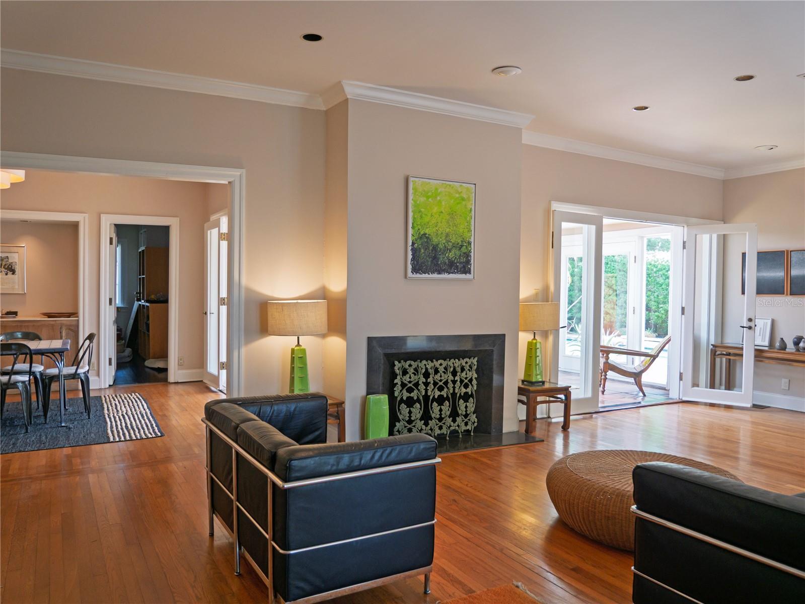 BELLEAIR ESTATES - Residential