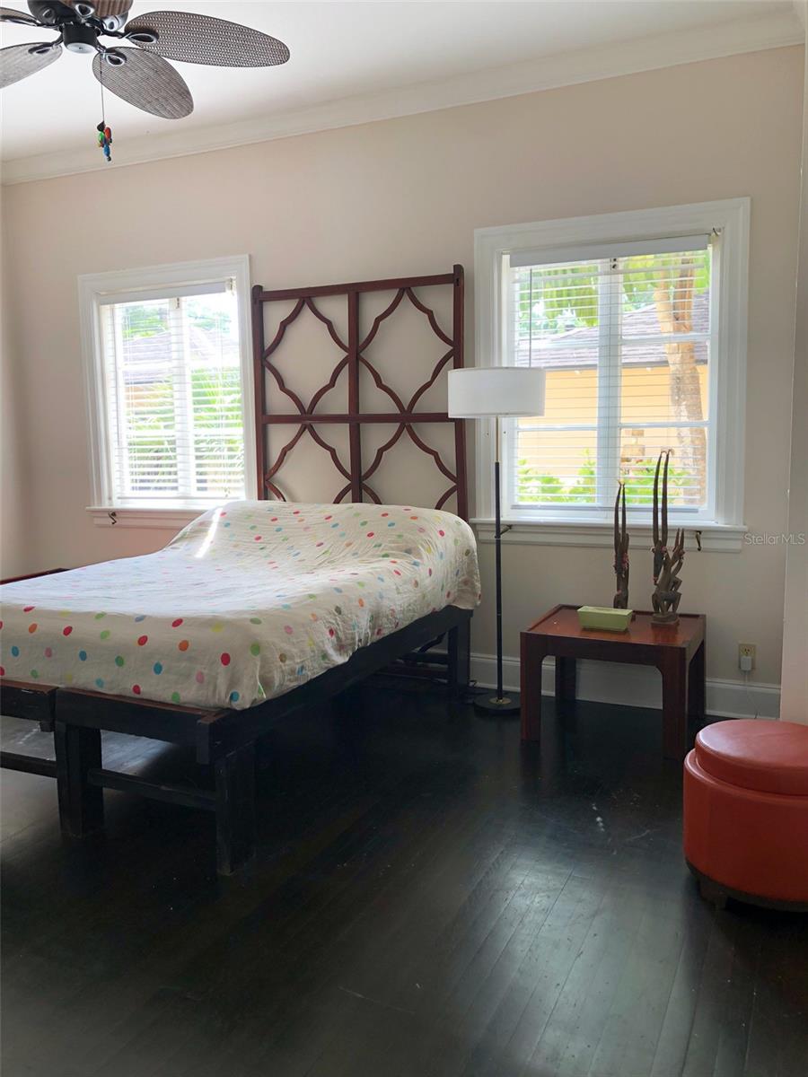 BELLEAIR ESTATES - Residential