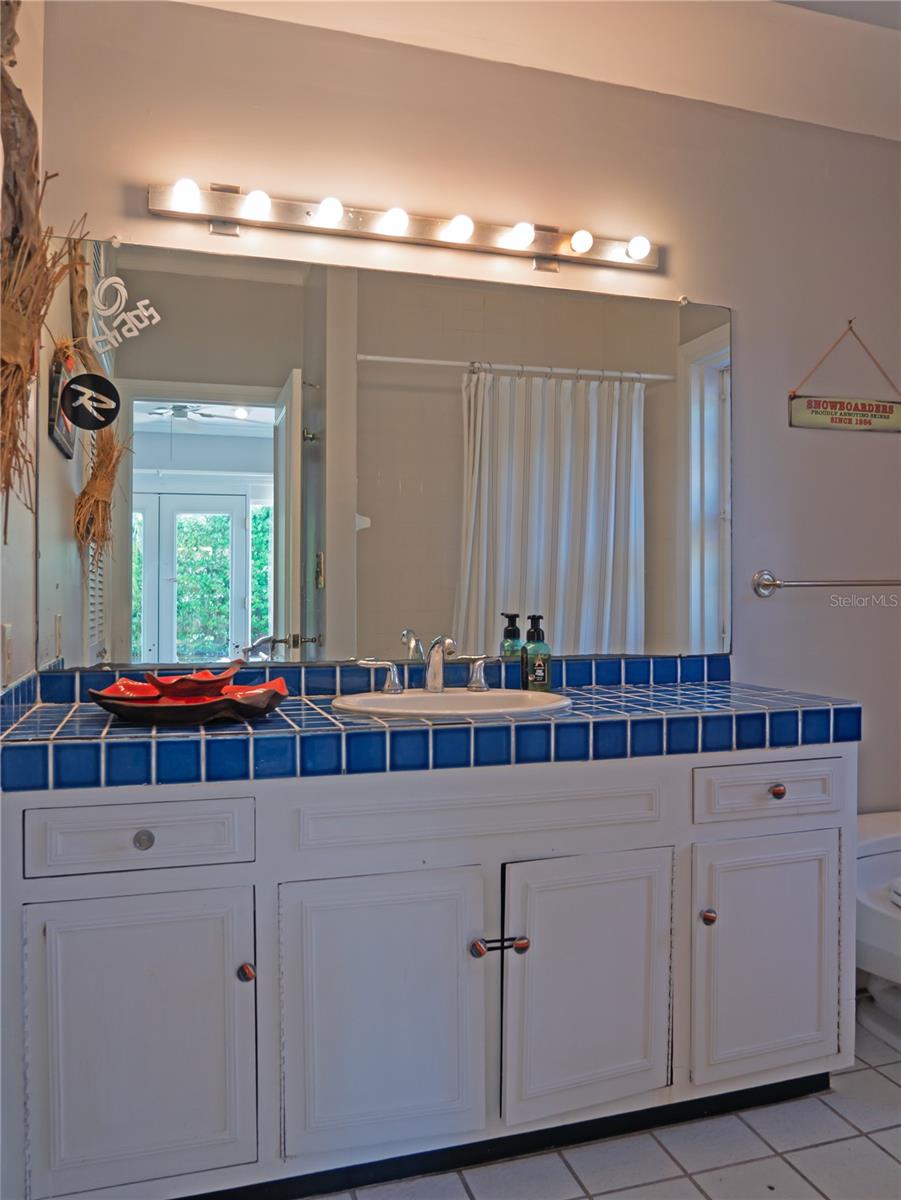 BELLEAIR ESTATES - Residential
