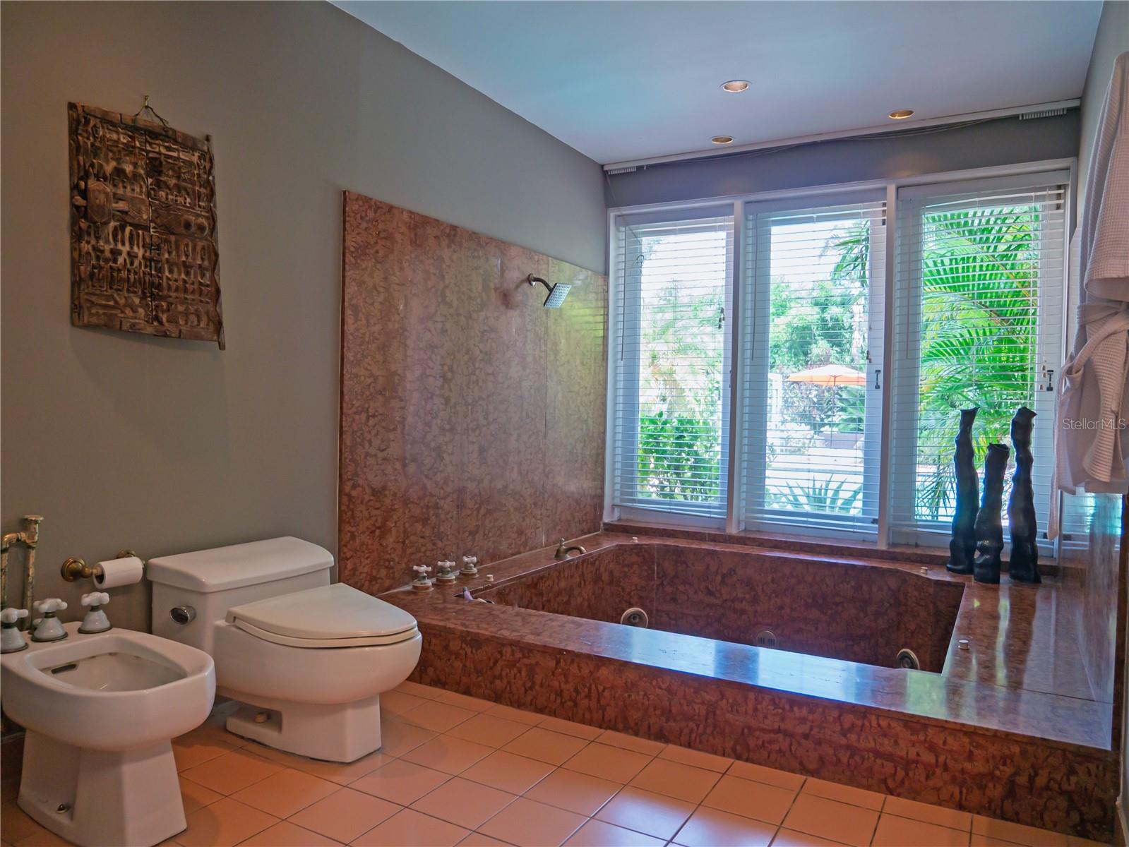 BELLEAIR ESTATES - Residential