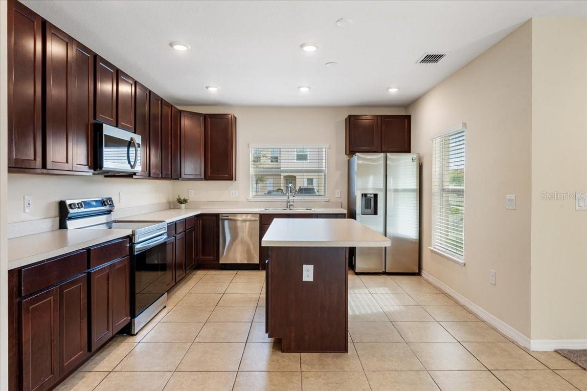 FIESTA KEY PH 2 - Residential Lease