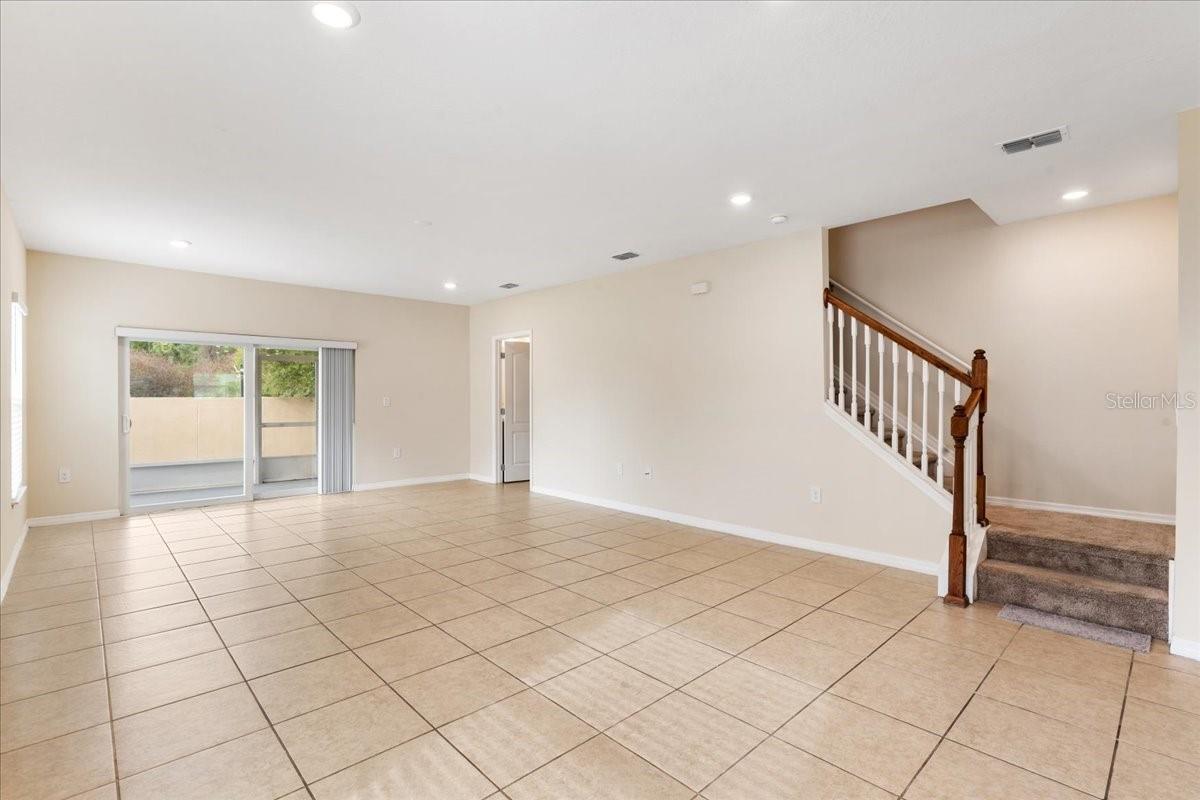 FIESTA KEY PH 2 - Residential Lease