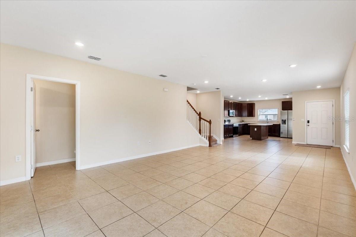 FIESTA KEY PH 2 - Residential Lease