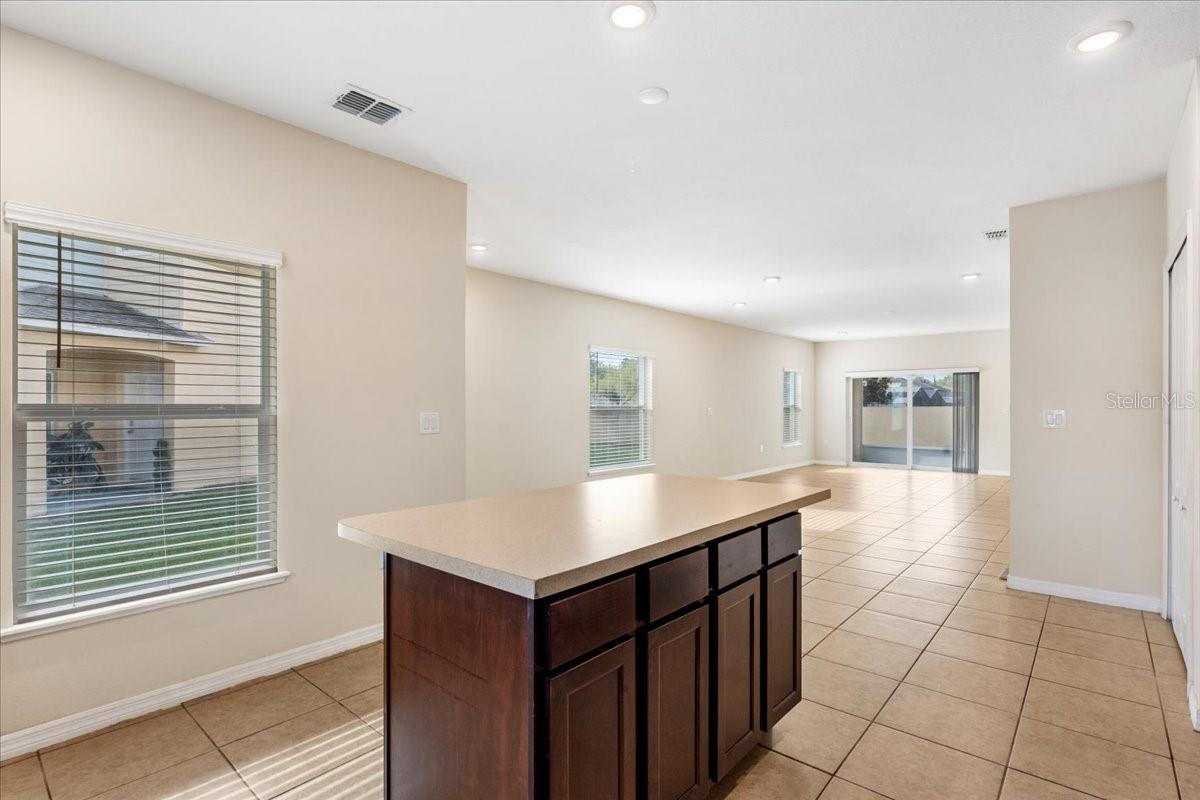 FIESTA KEY PH 2 - Residential Lease