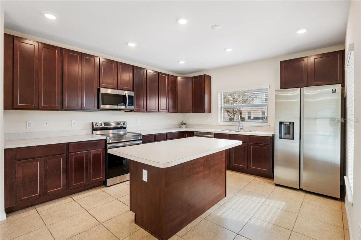 FIESTA KEY PH 2 - Residential Lease