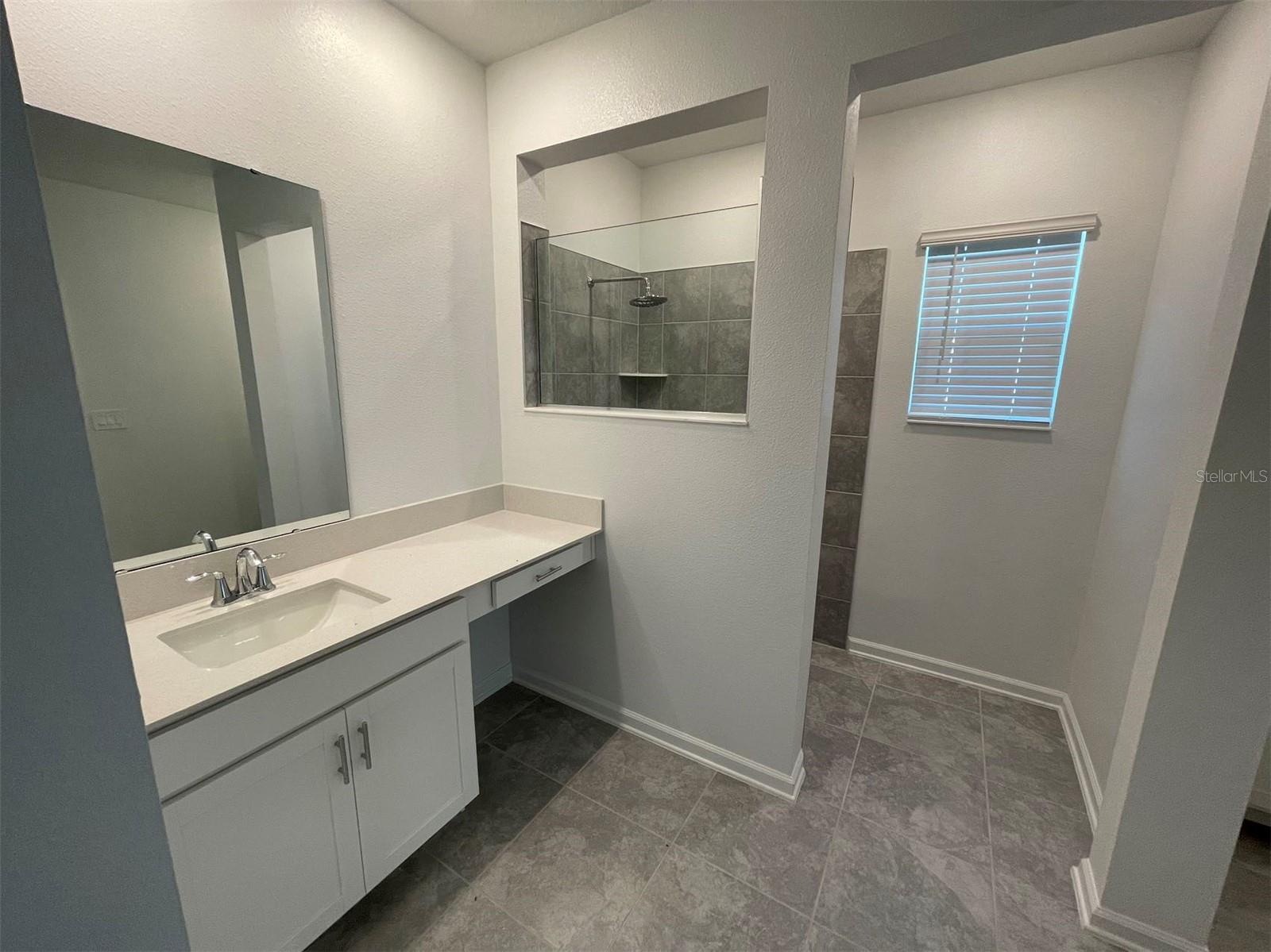 STOREY GROVE 50 - Residential Lease