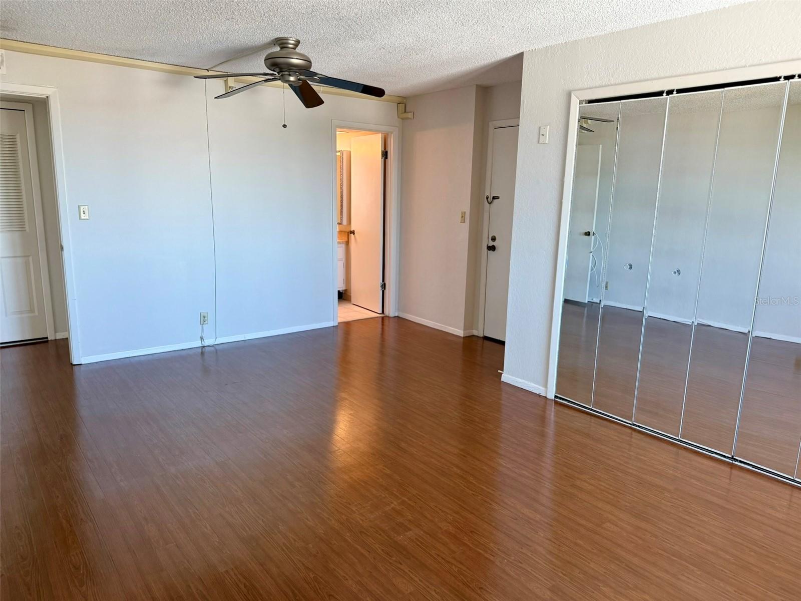 DOLPHIN COVE CLEARWATER - Residential