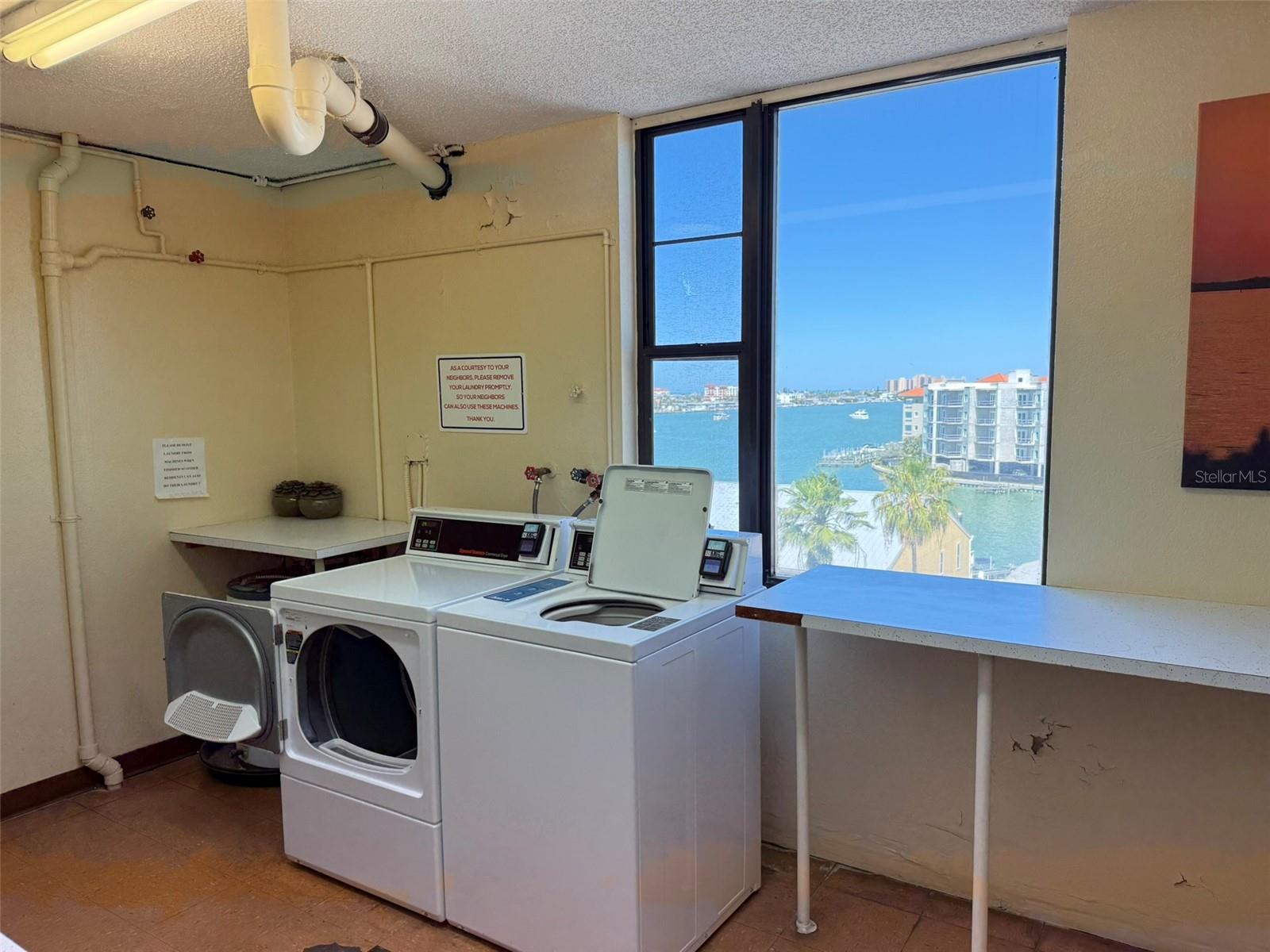 DOLPHIN COVE CLEARWATER - Residential