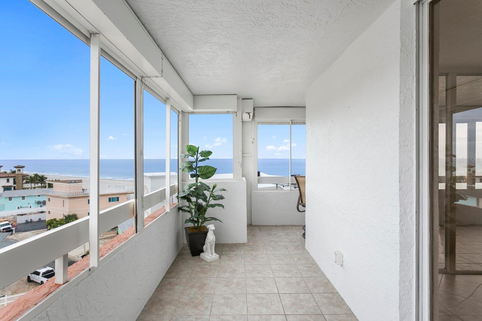 REDINGTON TOWERS 1 CONDO - Residential