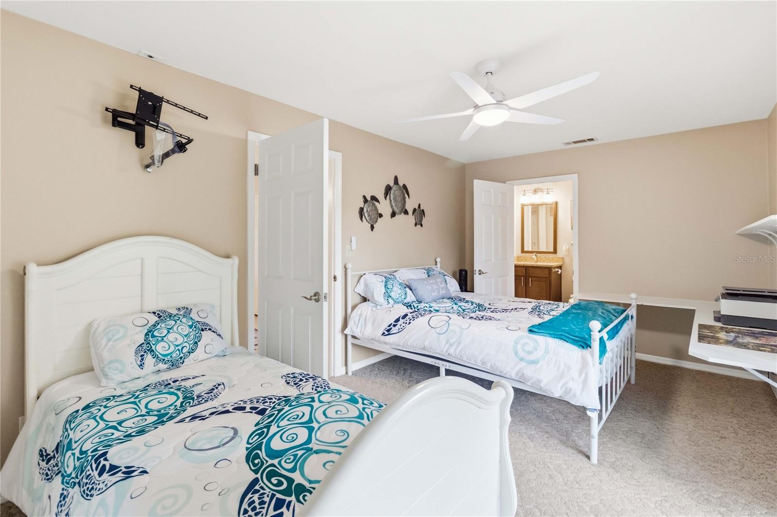 MAJESTIC OAKS SUB - Residential