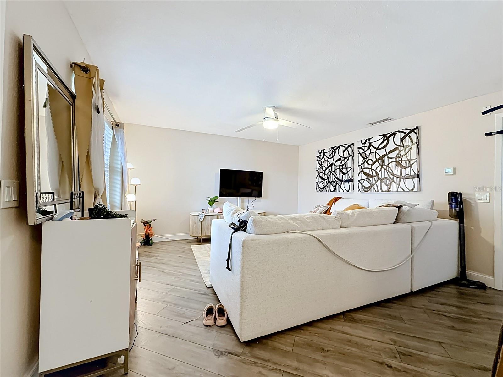 FRENCH QUARTER NORTH CONDO THE - Residential