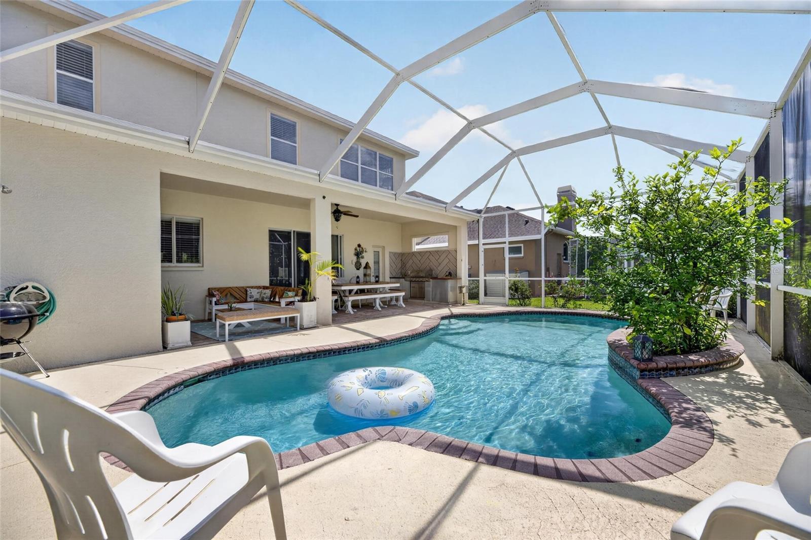 PARK MEADOW - Residential