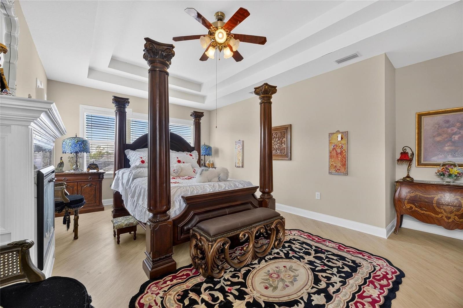 PARK MEADOW - Residential