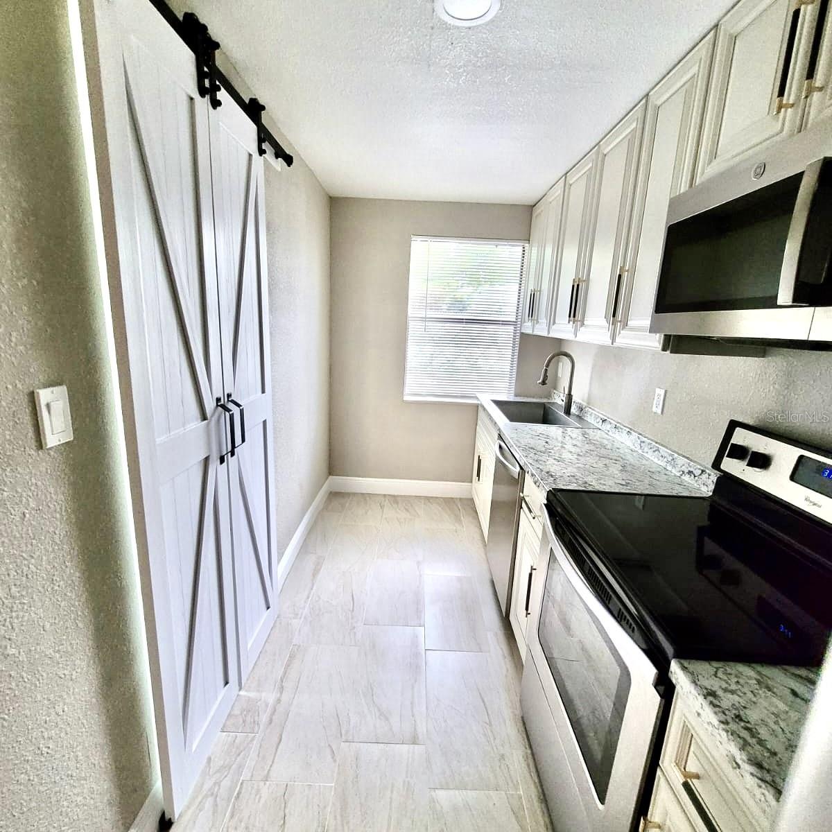 PINERIDGE UN 3 - Residential