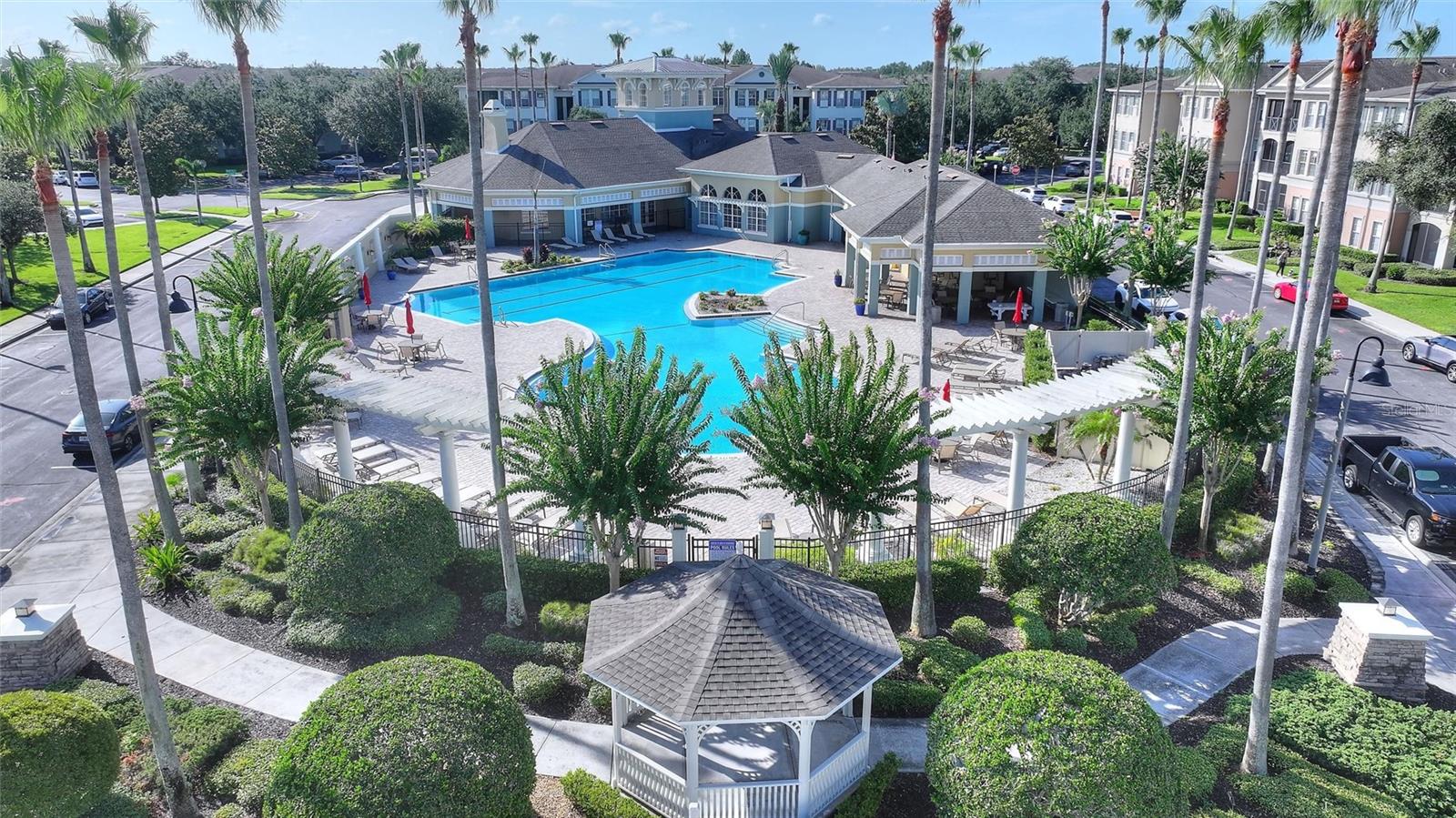LAKESIDE AT LAKES OF WINDERMERE CONDO PH 1 - Residential