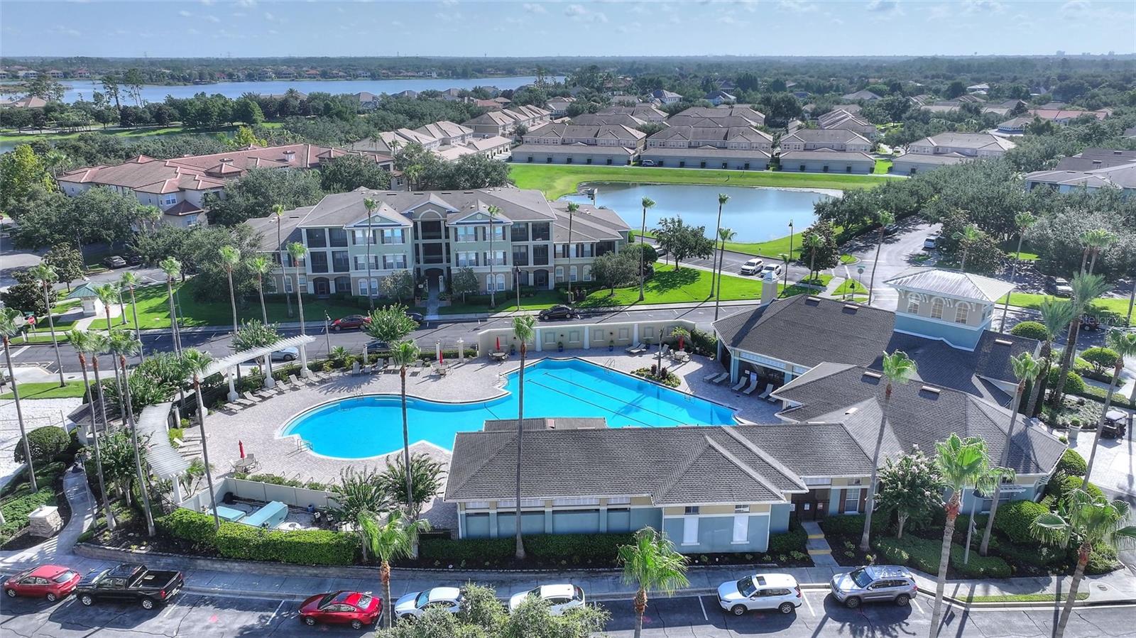LAKESIDE AT LAKES OF WINDERMERE CONDO PH 1 - Residential