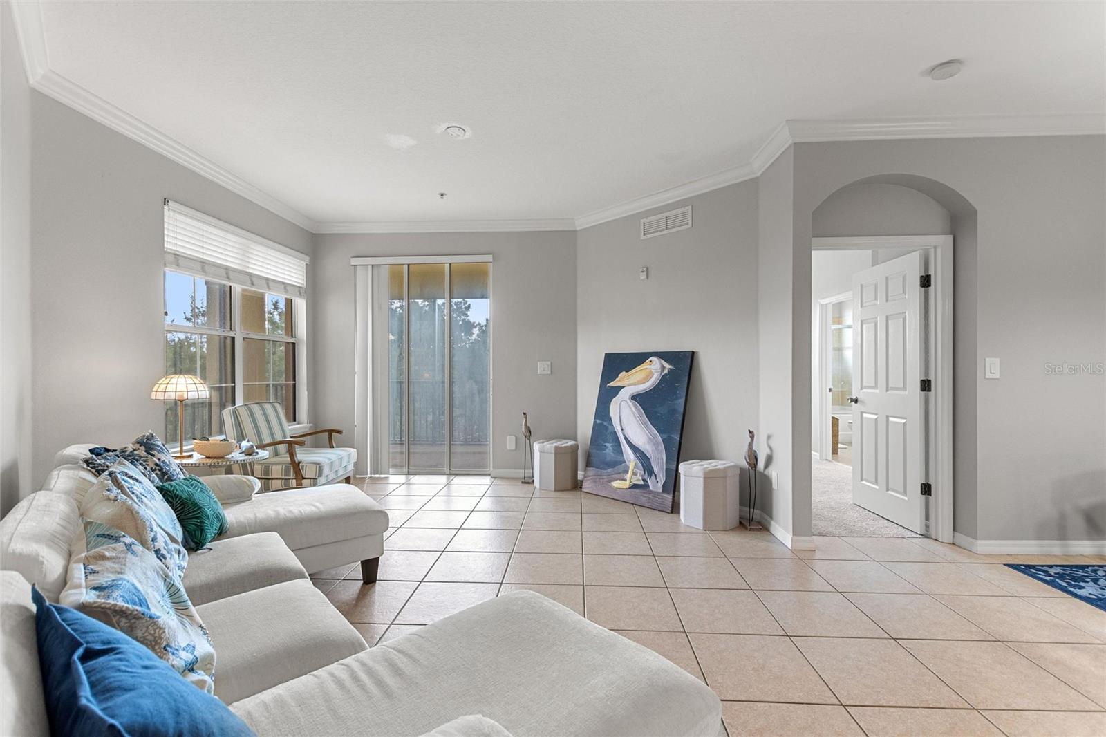 LAKESIDE AT LAKES OF WINDERMERE CONDO PH 1 - Residential