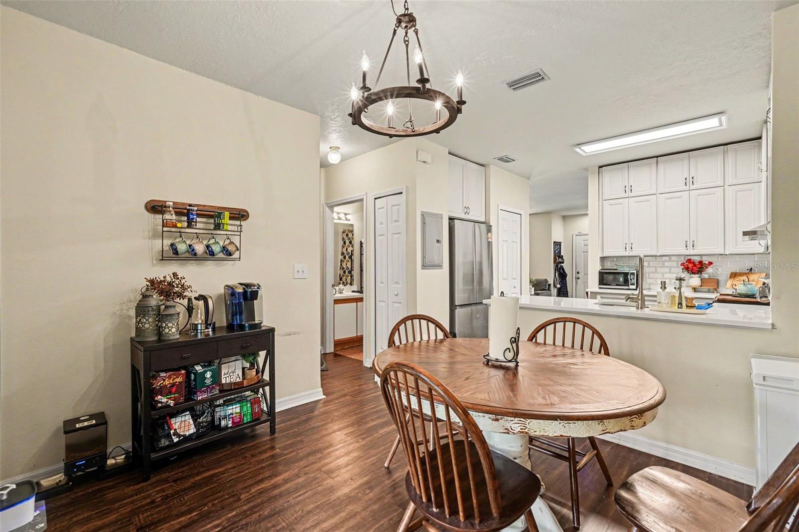 MEADOW POINTE - Residential