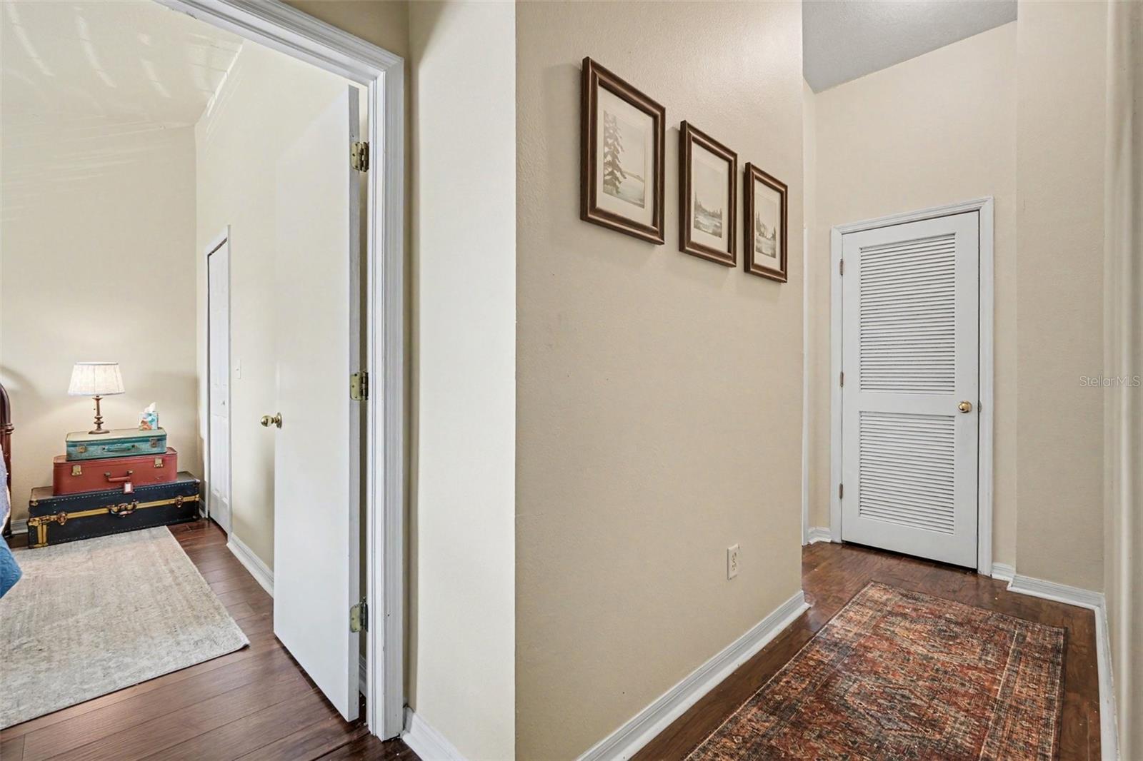 MEADOW POINTE - Residential