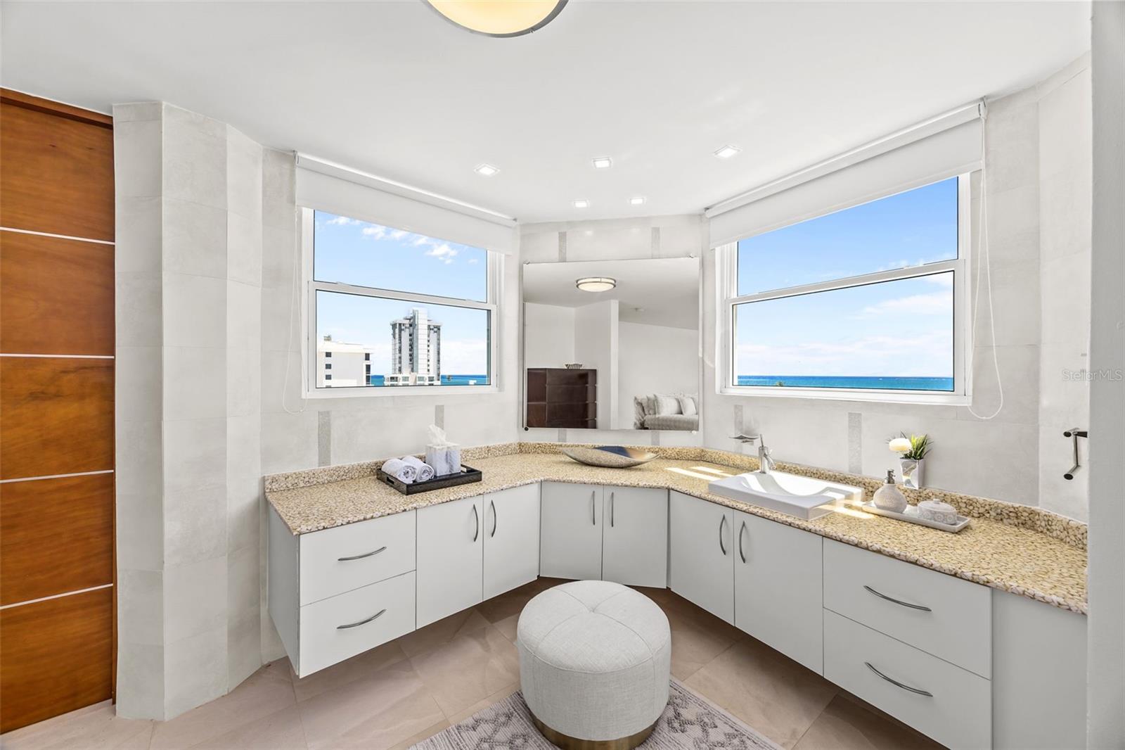 ISLA VERDE - Residential
