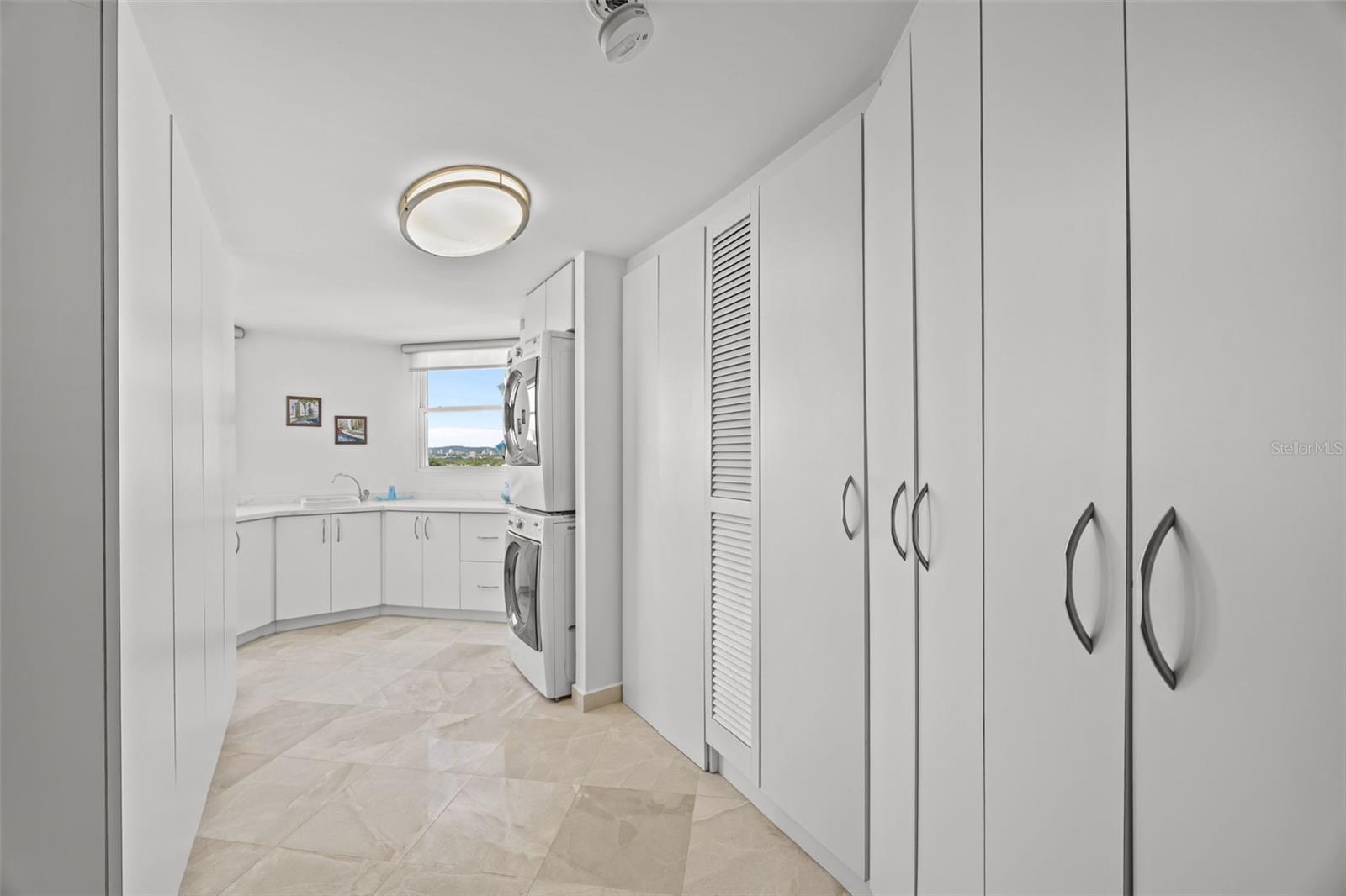 ISLA VERDE - Residential