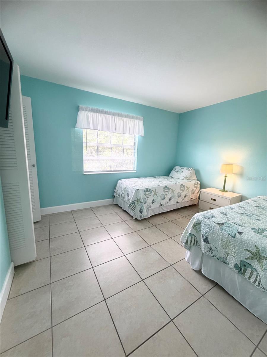 PALM MANOR PH 02 - Residential Lease