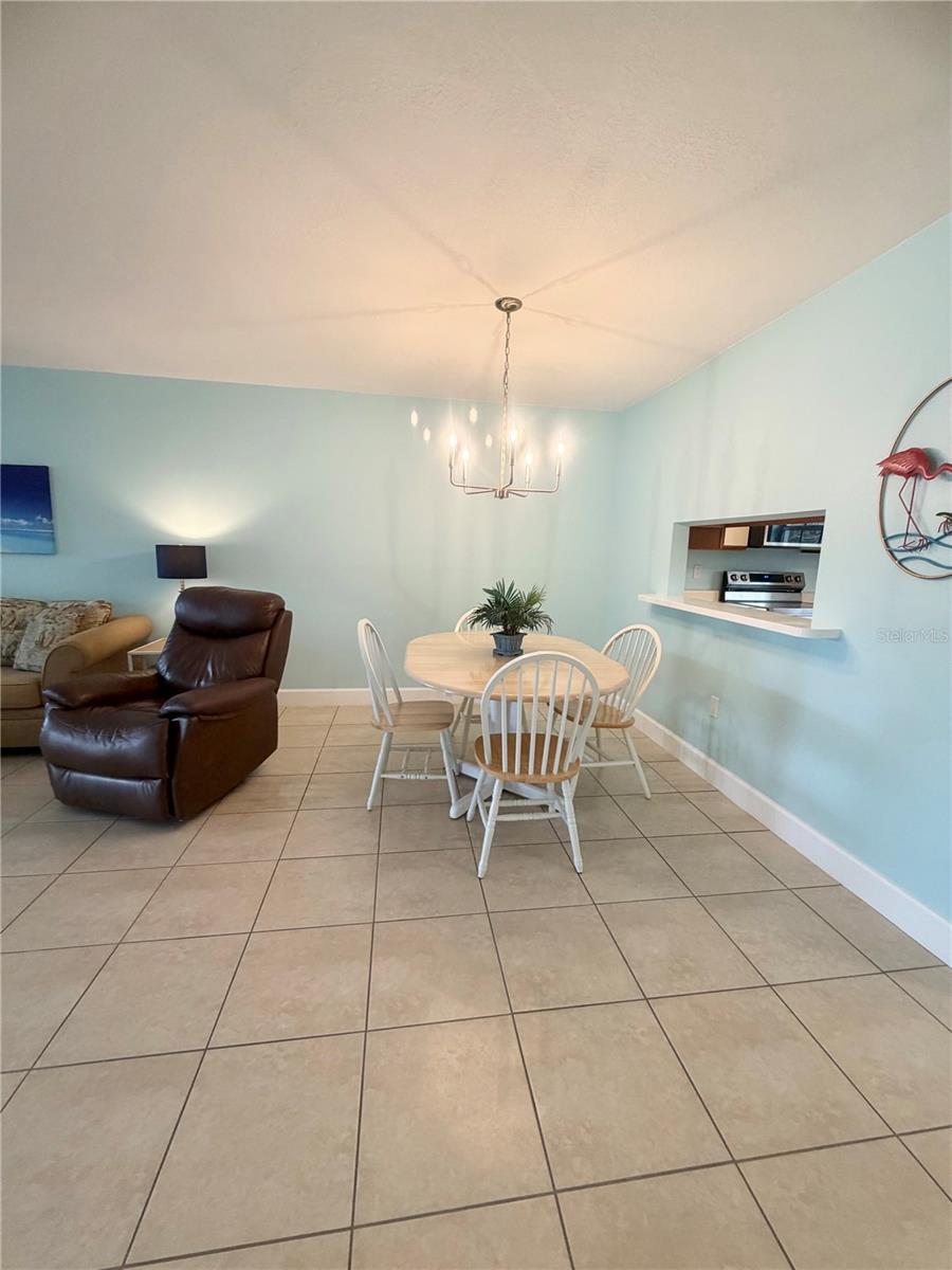 PALM MANOR PH 02 - Residential Lease