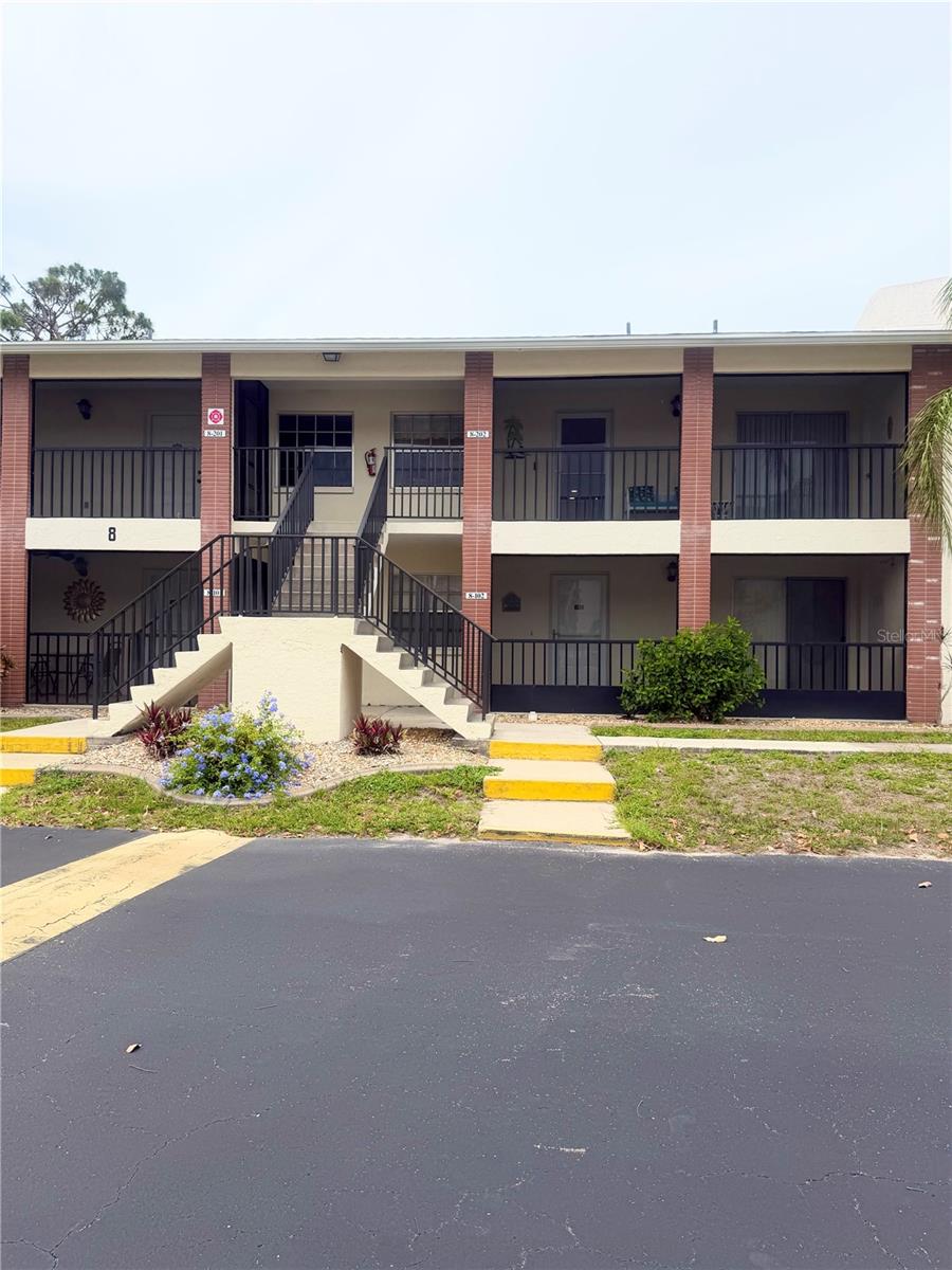 PALM MANOR PH 02 - Residential Lease
